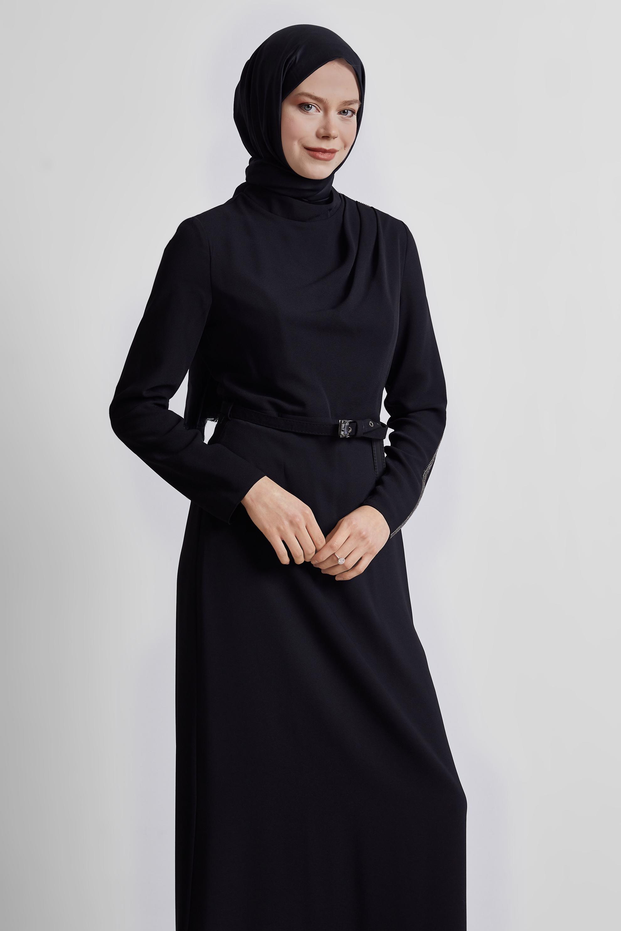 Tesettür giyim SİYAH KEMERLİ ELBİSE 45333
