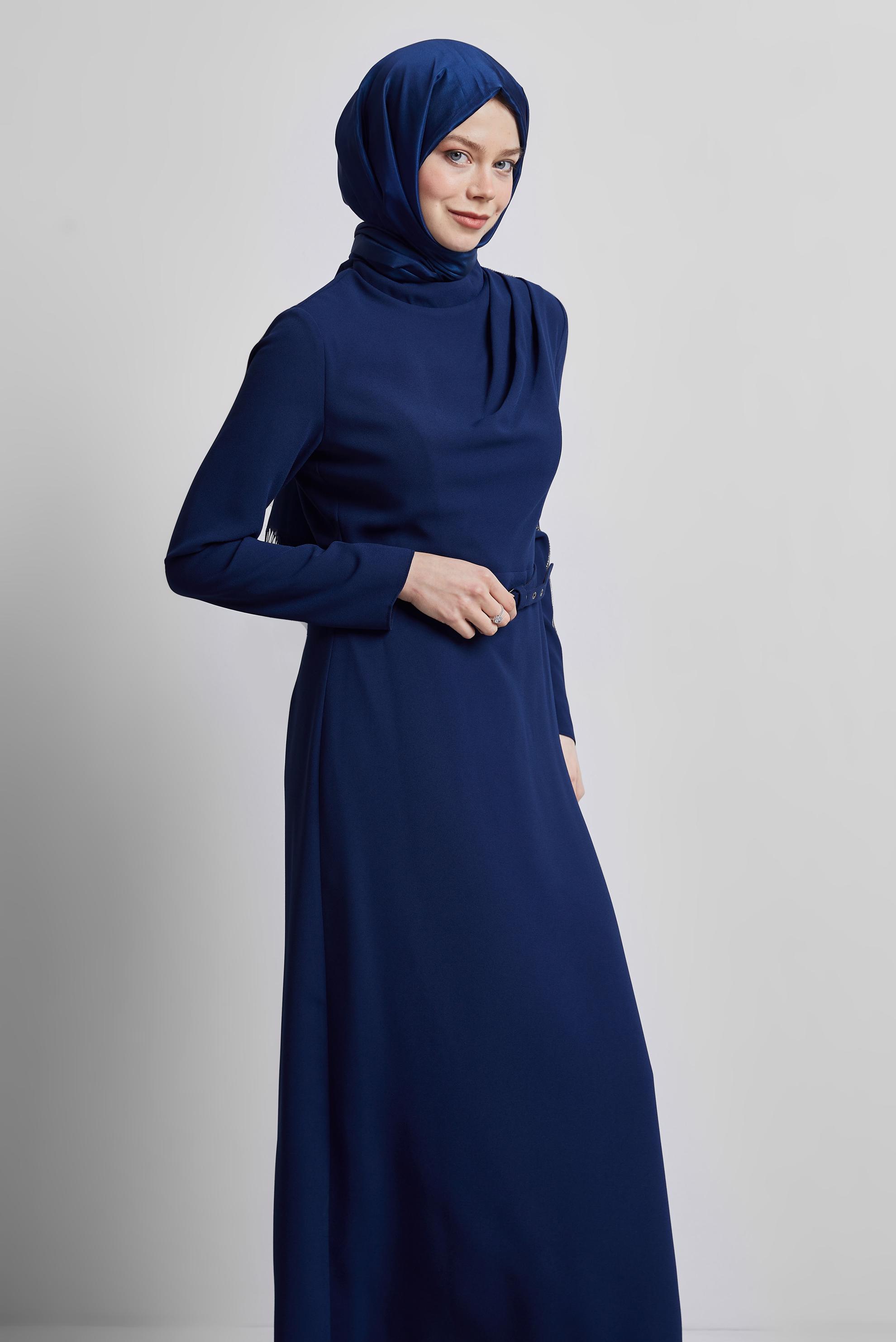 Tesettür giyim LACİVERT KEMERLİ ELBİSE 45333