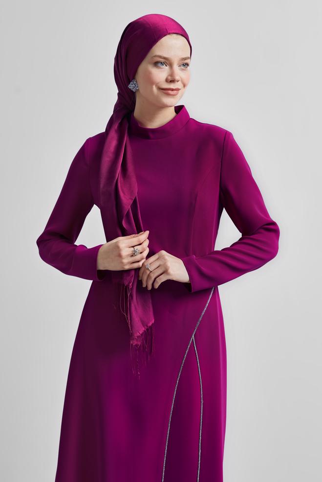Hijab-Kleidung FUCHSIE KLEID MIT GÜRTEL 45353 - ALVİNA
