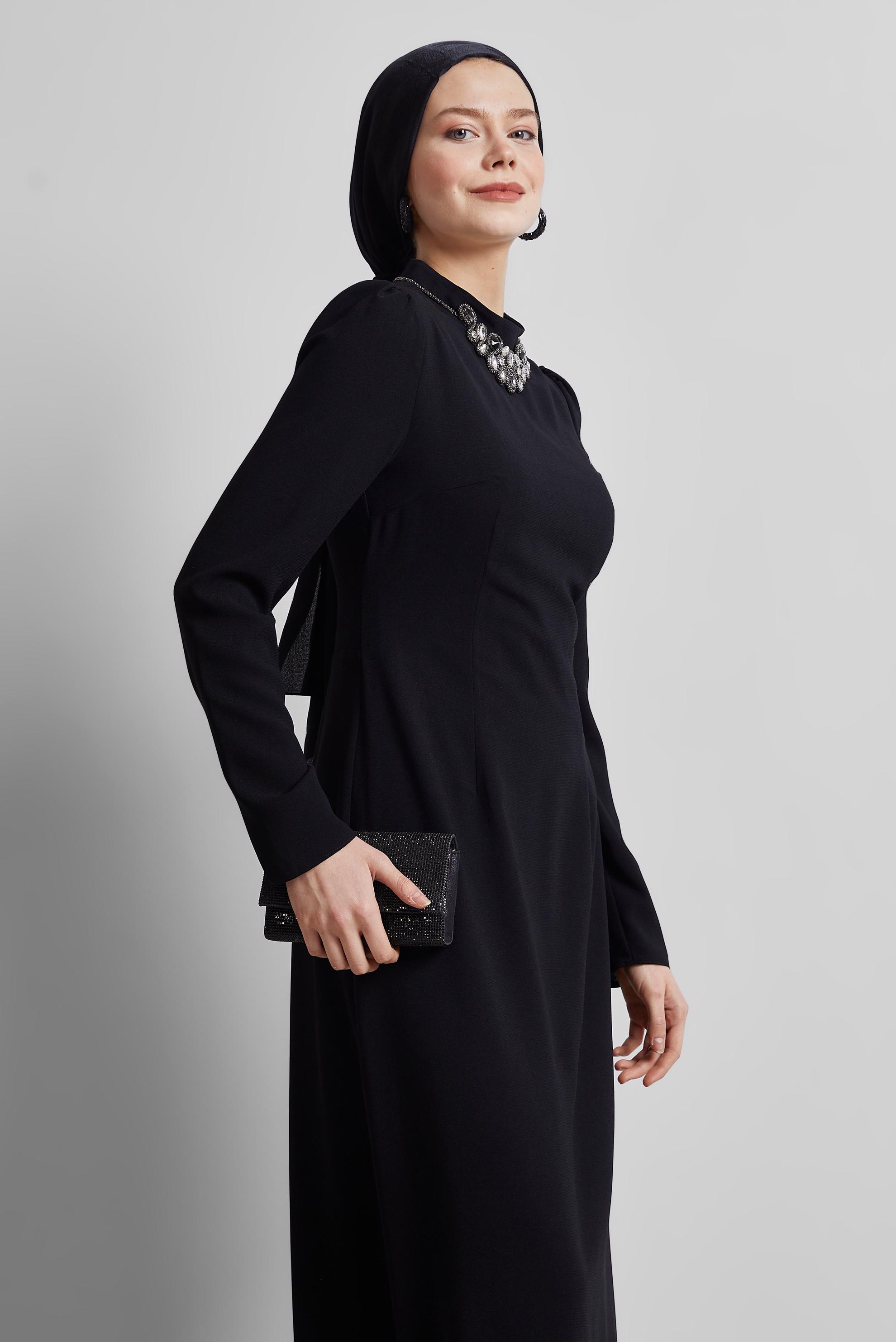 Tesettür giyim SİYAH TAŞ DETAYLI ELBİSE 45355
