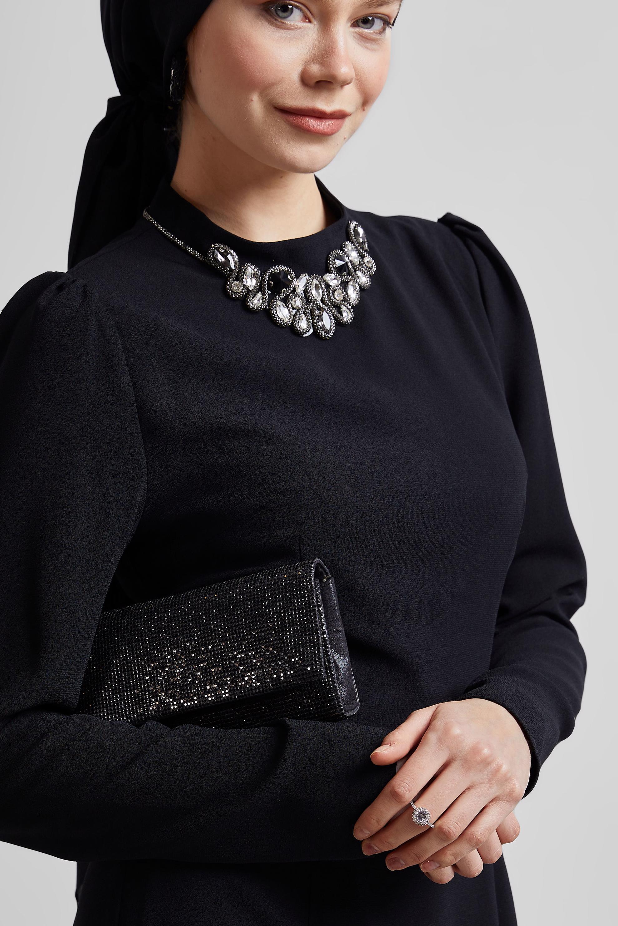 Tesettür giyim SİYAH TAŞ DETAYLI ELBİSE 45355