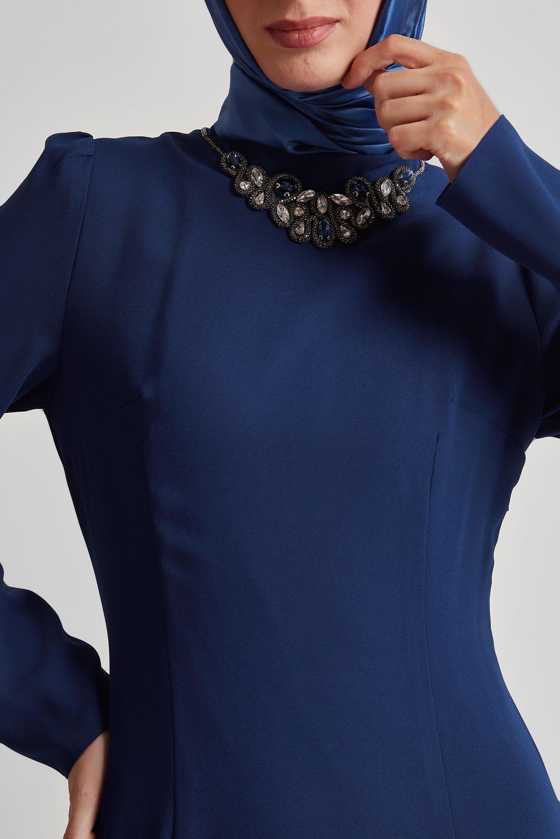 Tesettür giyim LACİVERT TAŞ DETAYLI ELBİSE 45355
