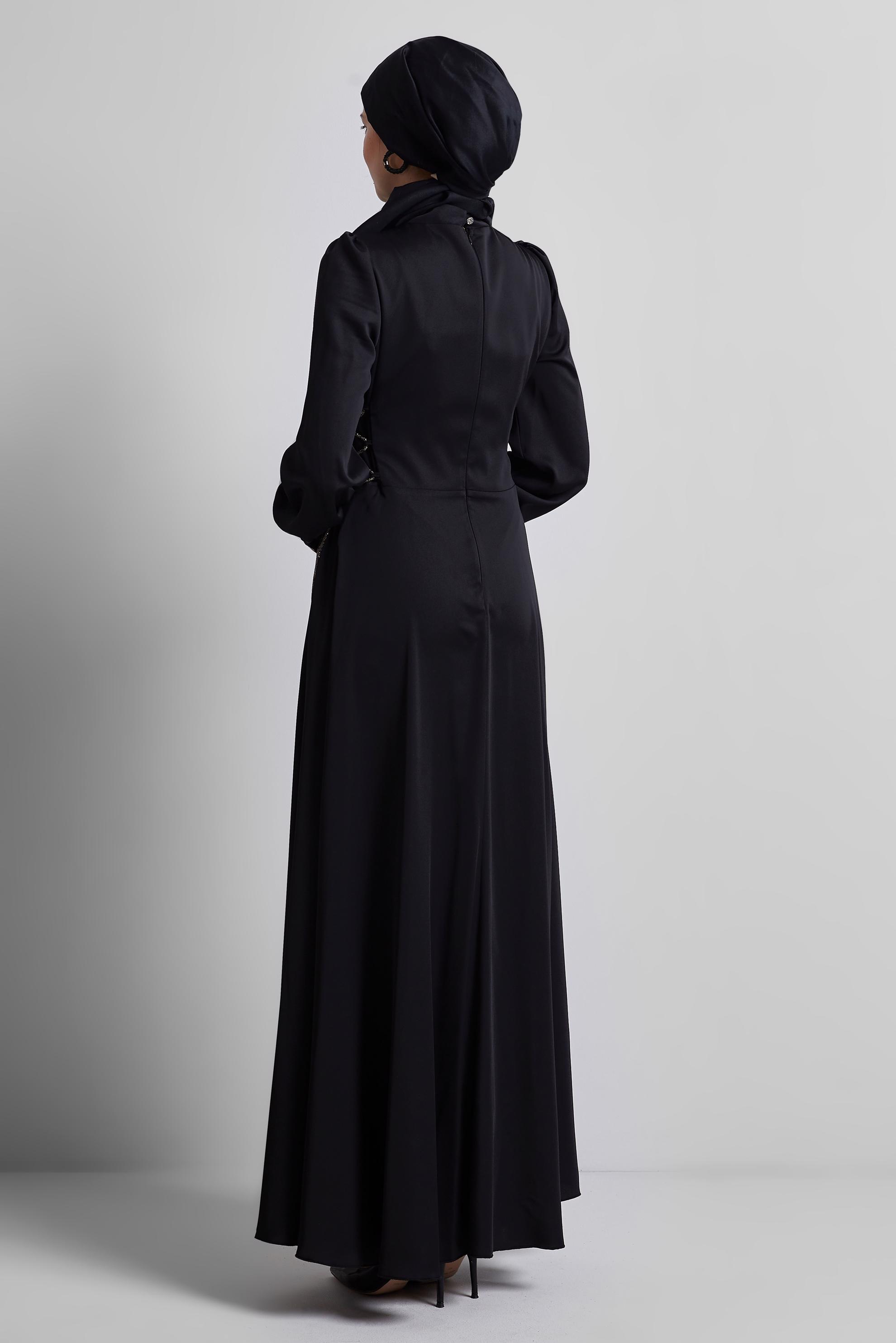 Tesettür giyim SİYAH BAĞLAMA DETAYLI ELBİSE 45365