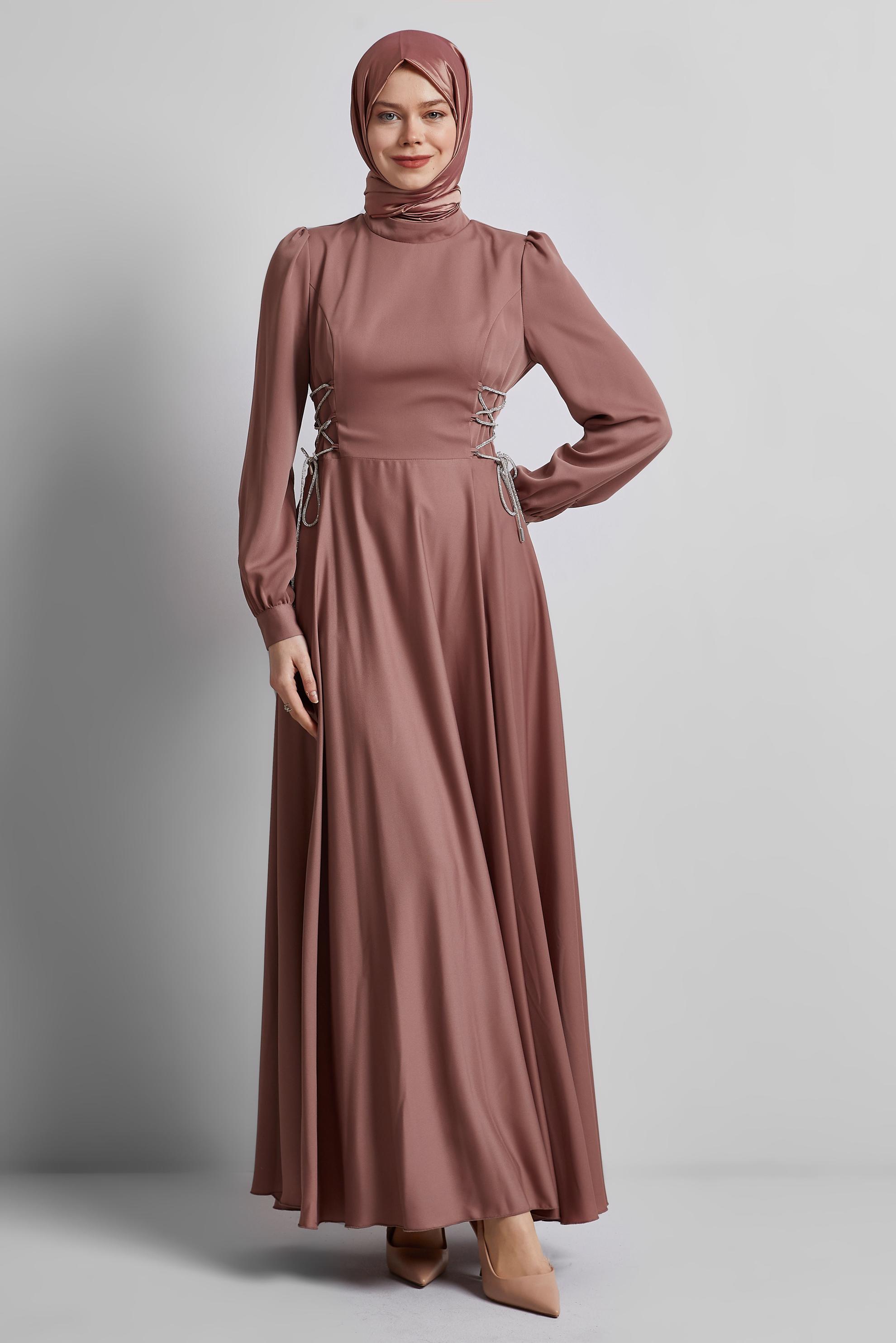 Tesettür giyim PEMBE BAĞLAMA DETAYLI ELBİSE 45365