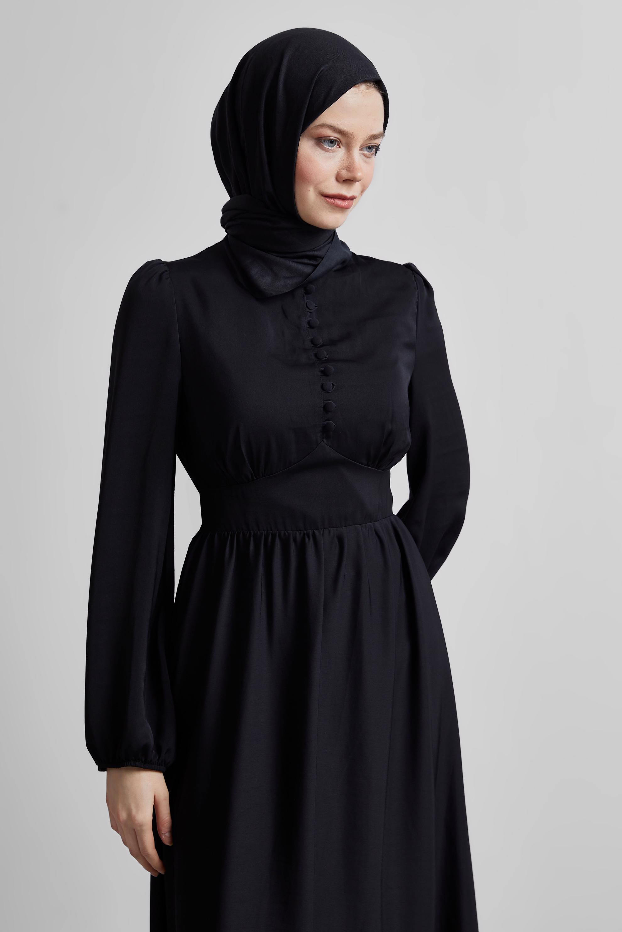 Tesettür giyim SİYAH BAĞLAMA DETAYLI ELBİSE 45366