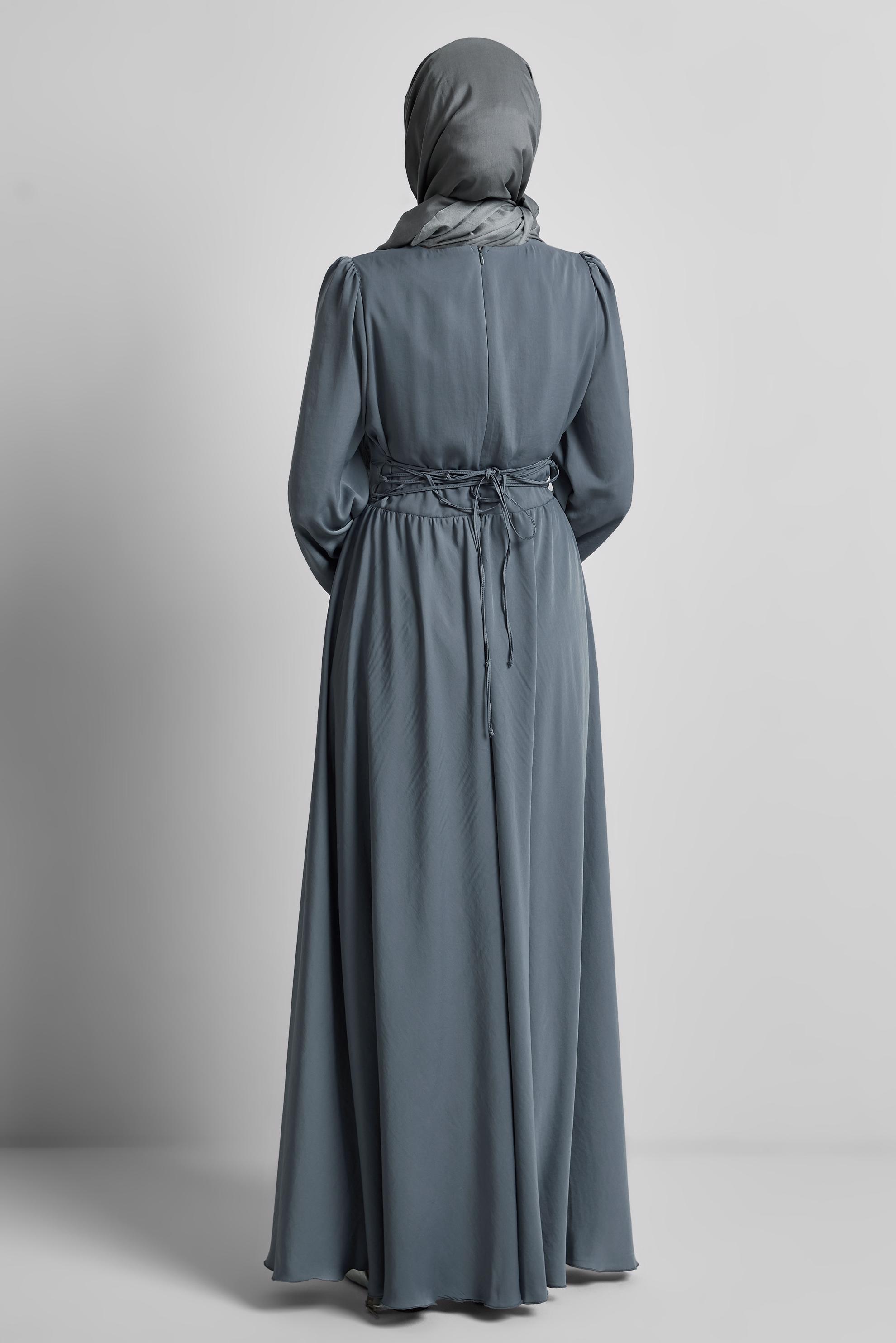 Tesettür giyim GRİ BAĞLAMA DETAYLI ELBİSE 45366