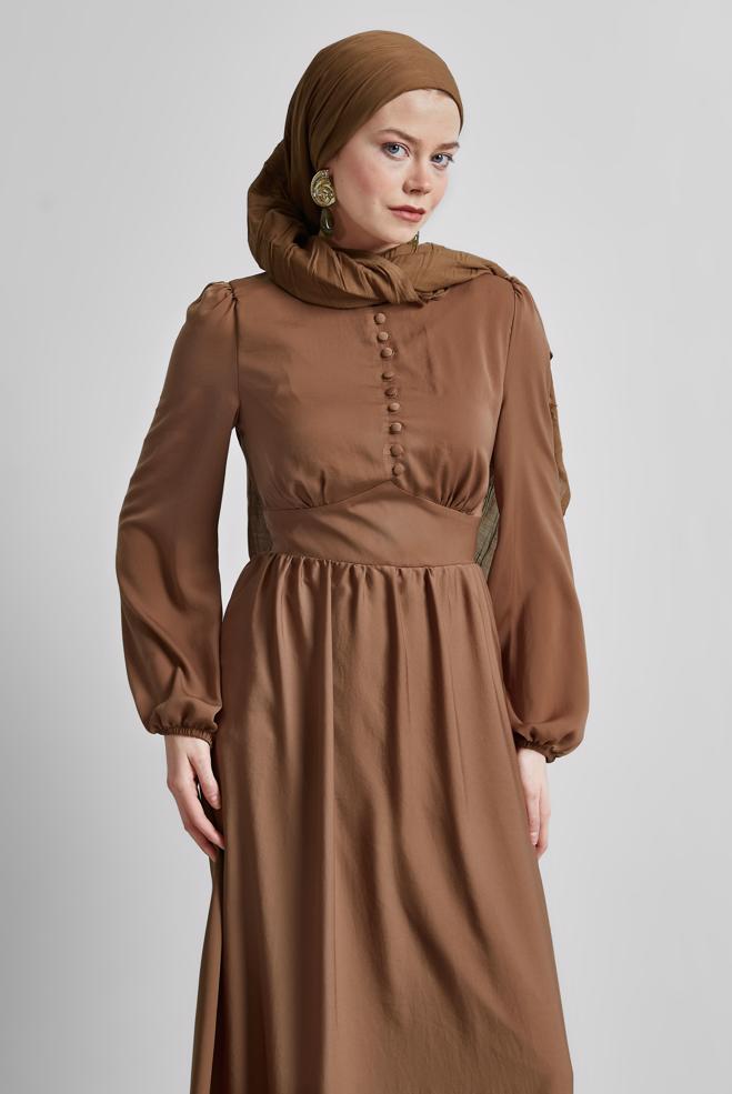 Hijab-Kleidung BRAUN KLEID MIT KRAGENDETAIL 45366 - ALVİNA