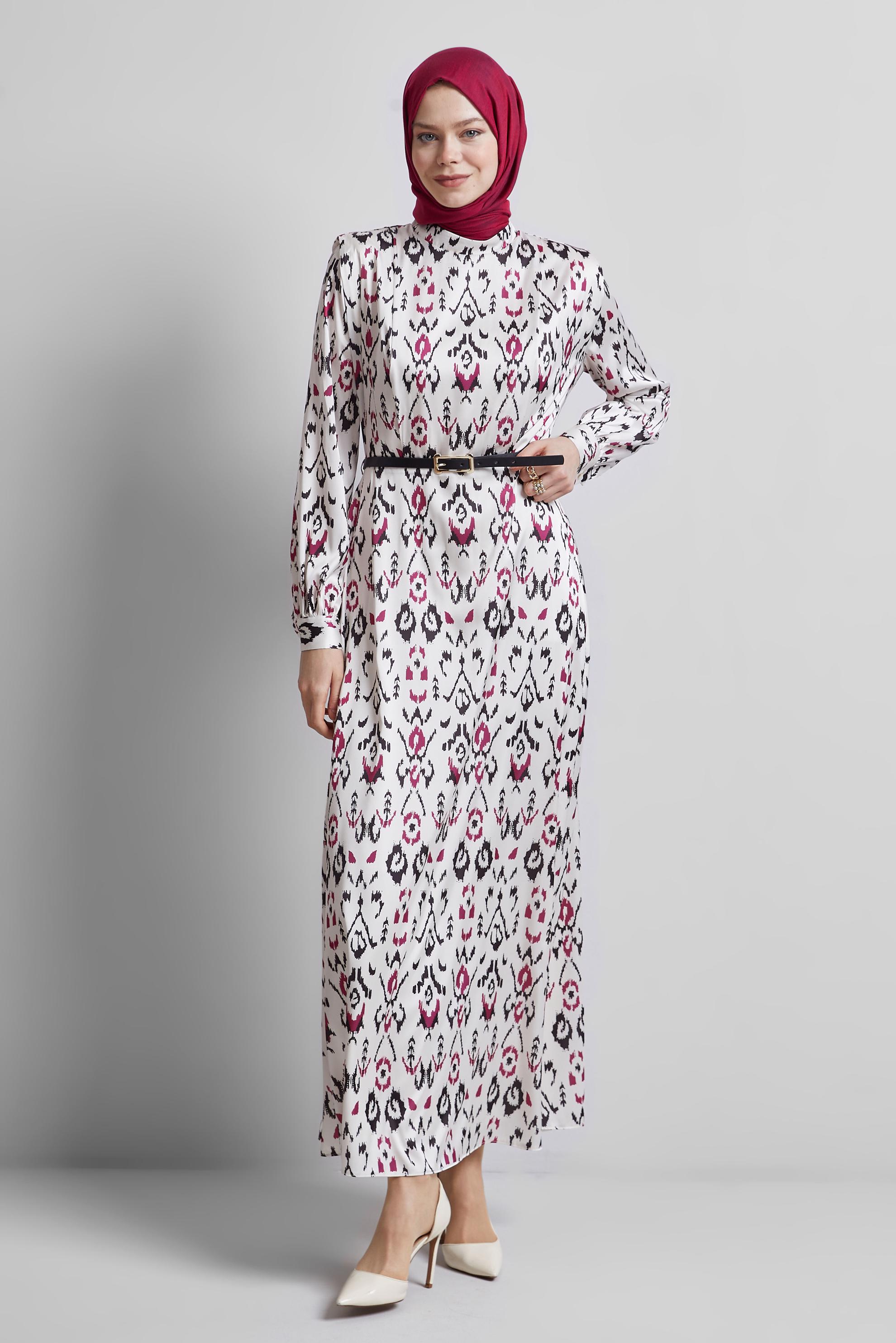 Tesettür giyim BORDO KEMERLİ DESENLİ ELBİSE 45402