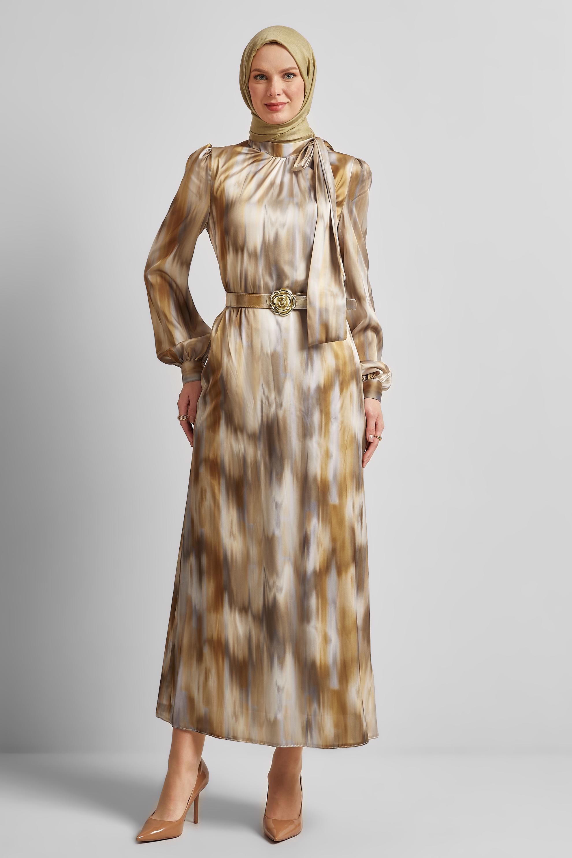 Tesettür giyim BAKIR / BRONZ KEMERLİ SATEN ELBİSE 45422