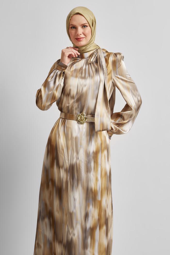 Hijab-Kleidung KUPFER / BRONZE SATINKLEID MIT GÜRTEL 45422 - ALVİNA