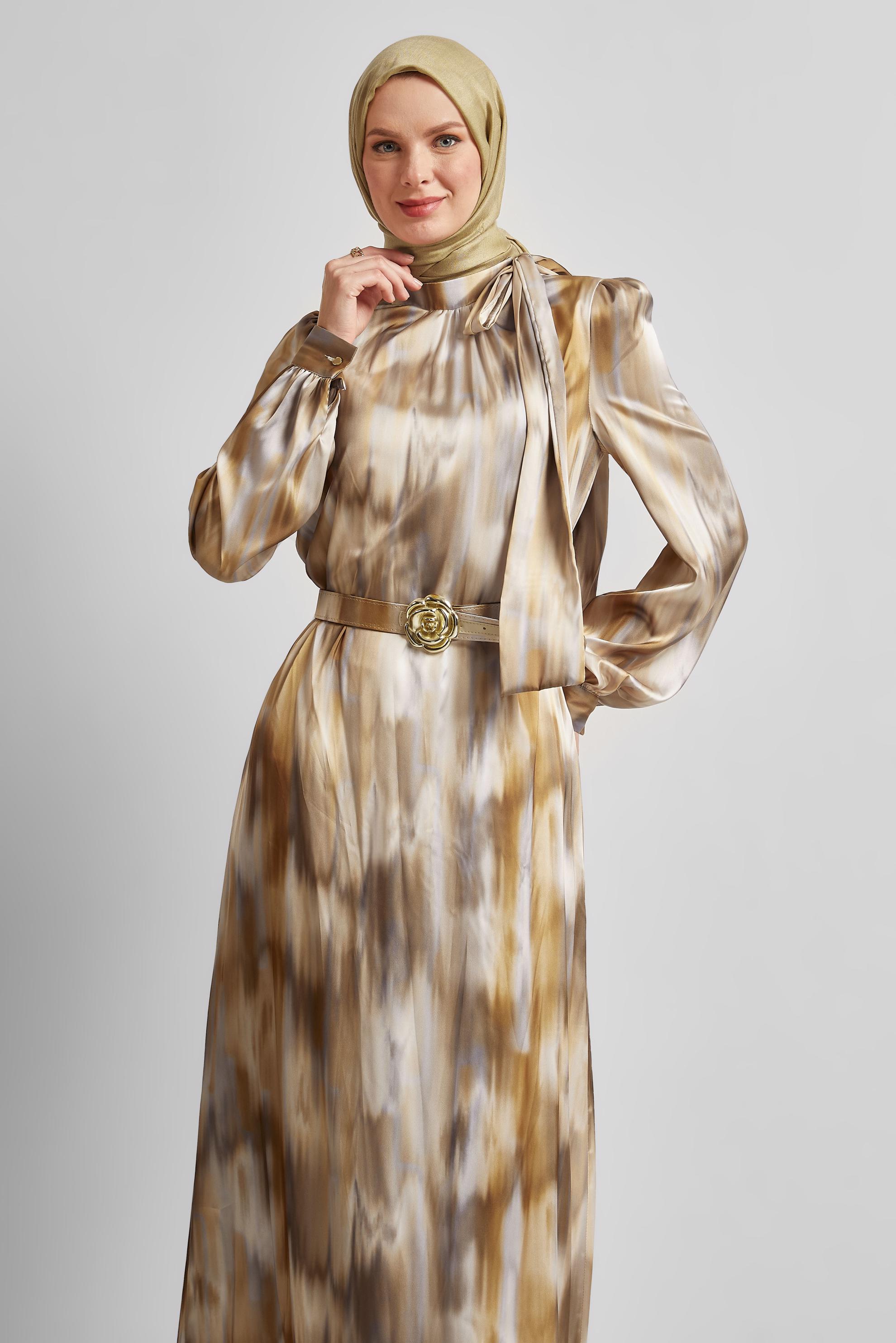 Tesettür giyim BAKIR / BRONZ KEMERLİ SATEN ELBİSE 45422