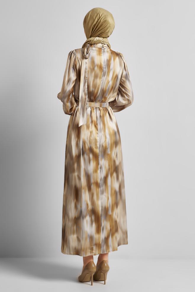 Hijab-Kleidung KUPFER / BRONZE SATINKLEID MIT GÜRTEL 45422 - ALVİNA