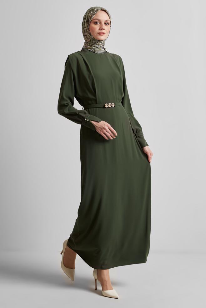 Hijab-Kleidung KHAKI KLEID MIT GÜRTEL 45425 - ALVİNA