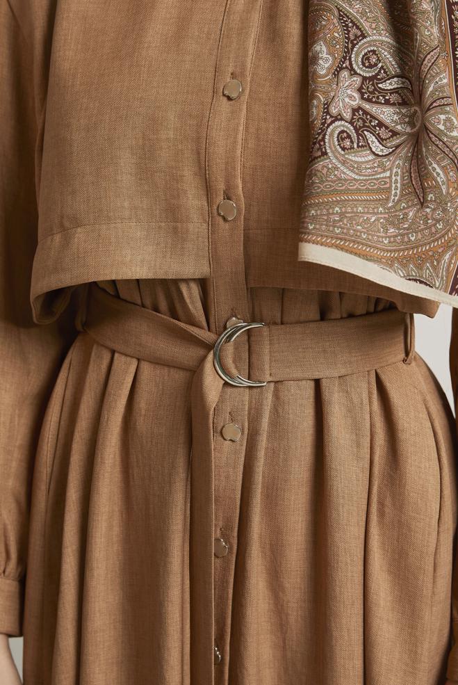 Hijab-Kleidung BRAUN KLEID MIT GÜRTEL 45428 - ALVİNA