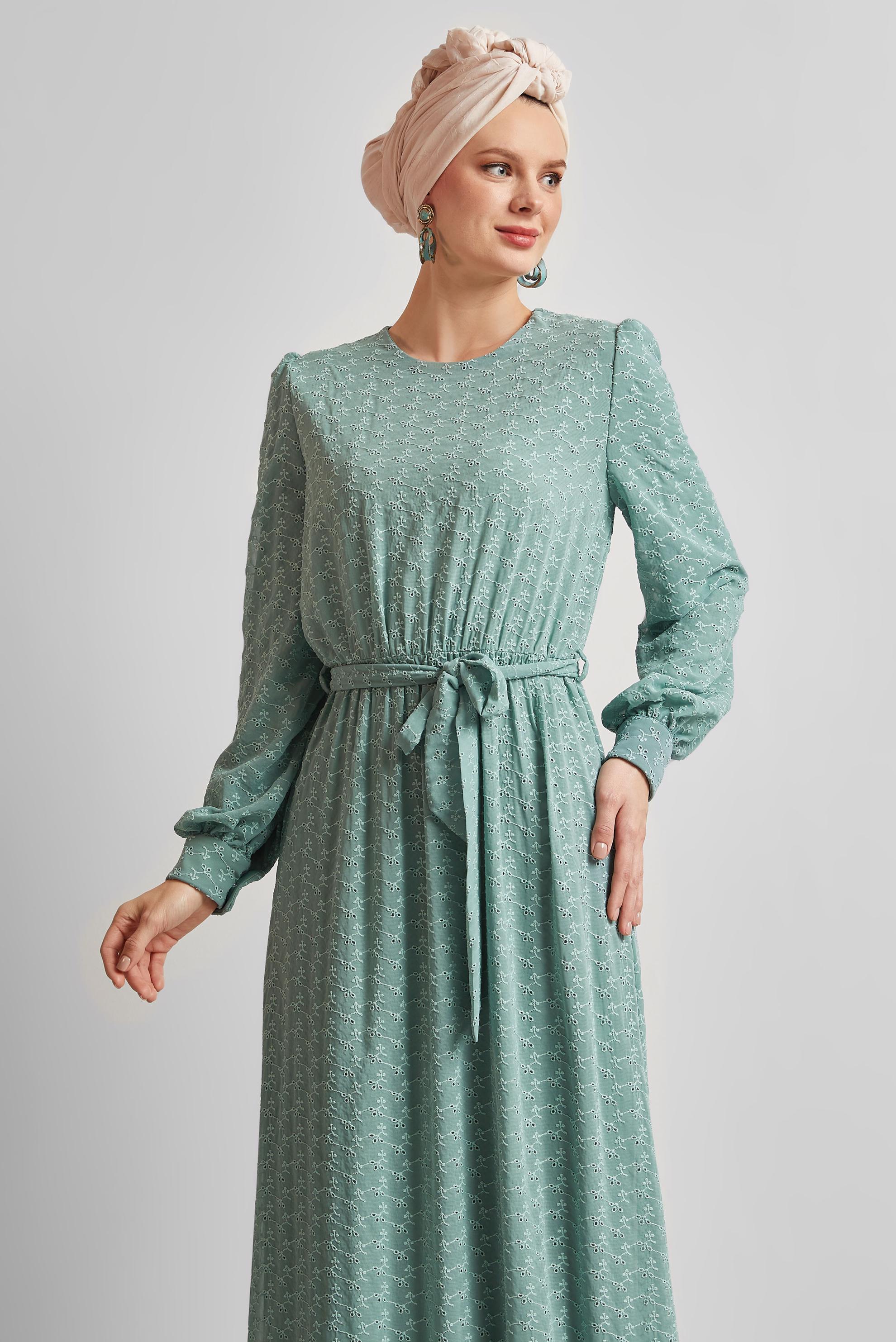 Tesettür giyim YEŞİL KUŞAKLI ŞİFON ELBİSE 45431