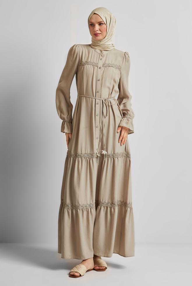 Hijab-Kleidung SAND GEBUNDENES KLEID 45434 - ALVİNA