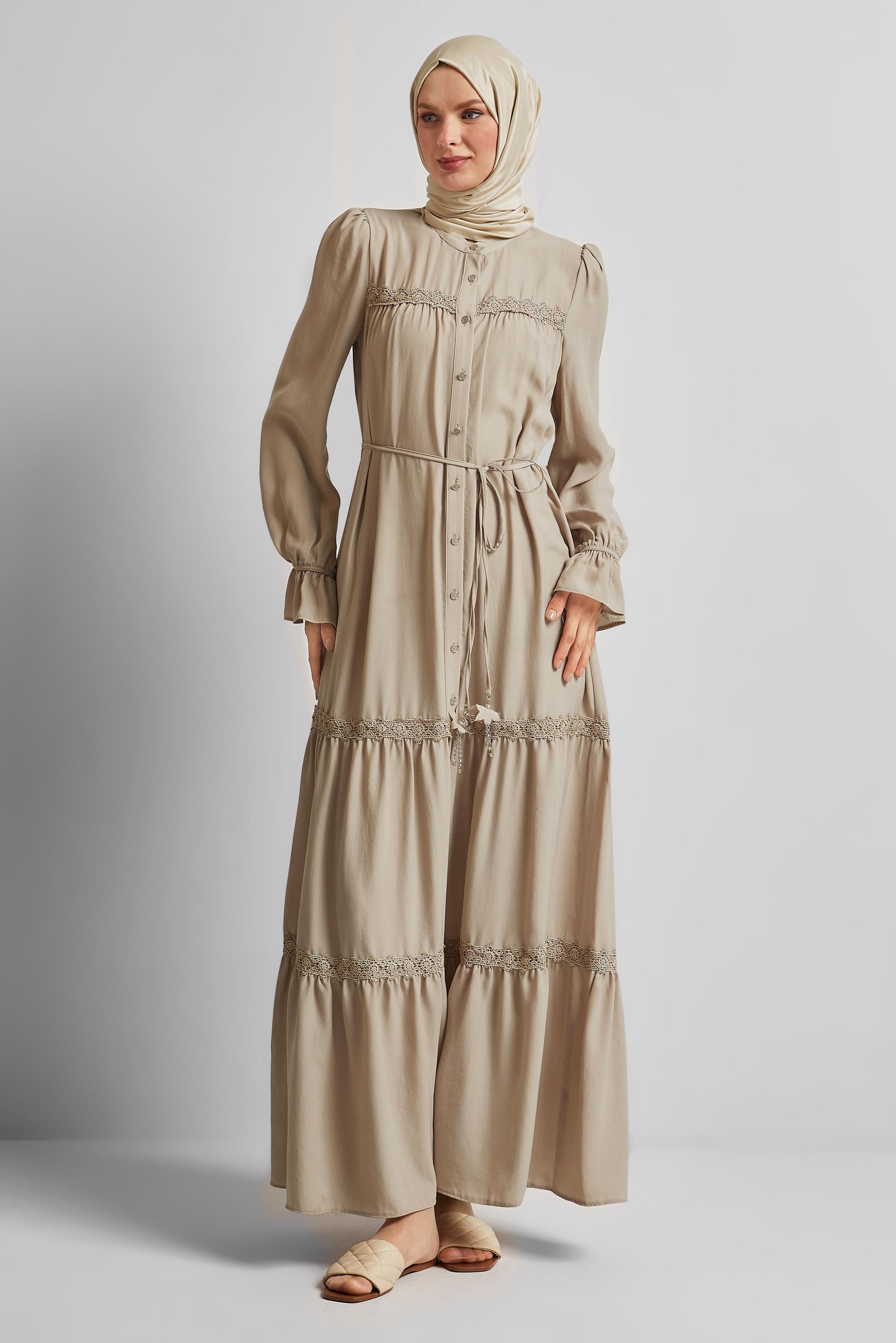 Tesettür giyim KUM BAĞCIKLI ELBİSE 45434