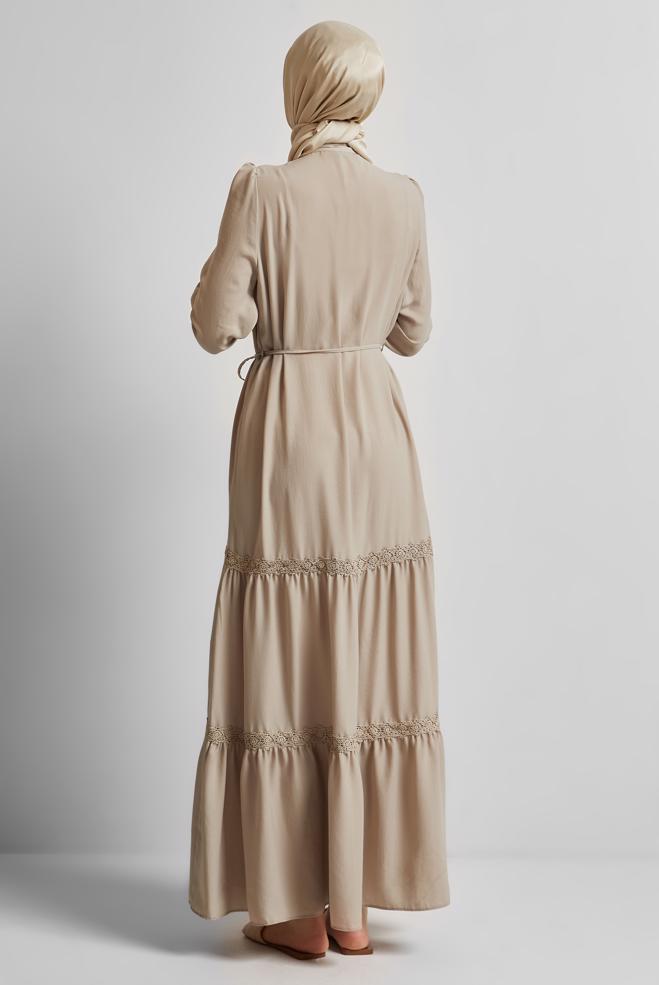 Hijab-Kleidung SAND GEBUNDENES KLEID 45434 - ALVİNA