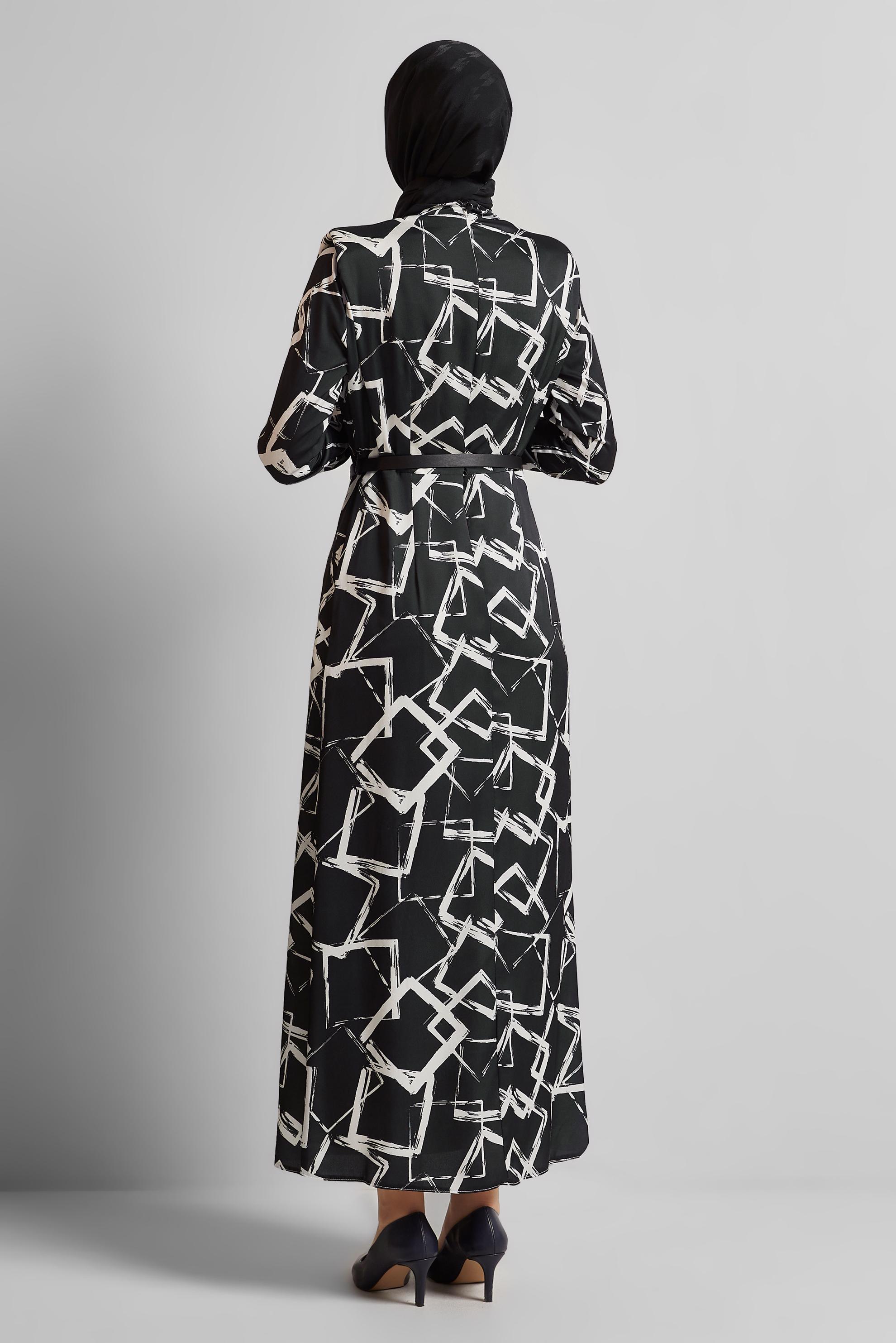 Tesettür giyim SİYAH KEMERLİ SATEN ELBİSE 45447