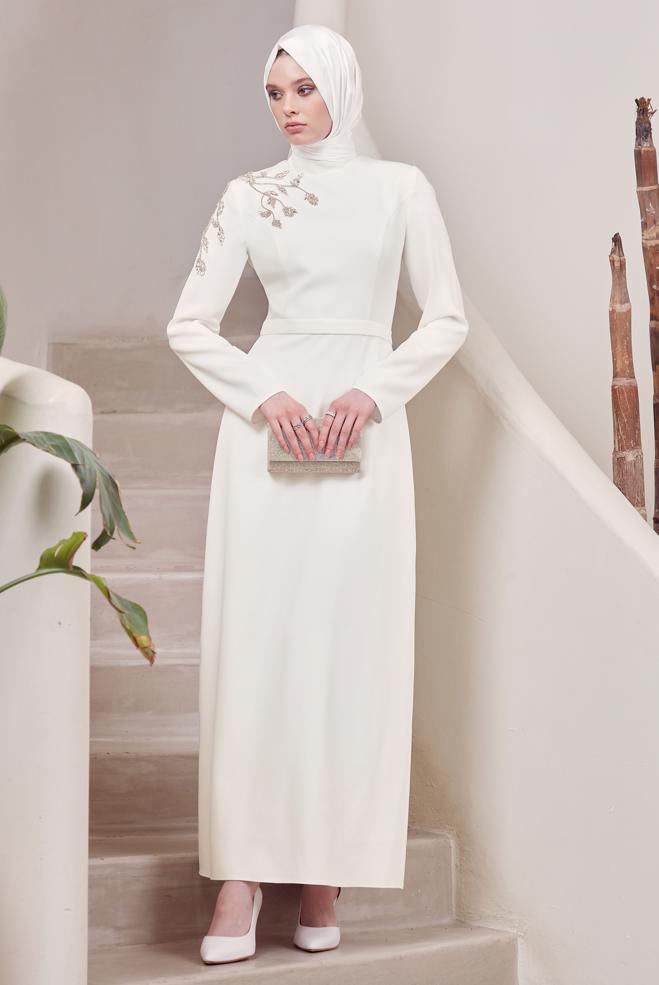 Vêtements hijab BLANC ROBE BRODÉE DE PIERRES PRÉCIEUSES 45448 - ALVİNA