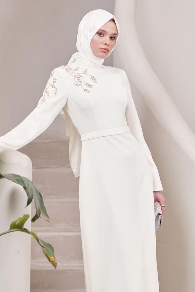 Vêtements hijab BLANC ROBE BRODÉE DE PIERRES PRÉCIEUSES 45448 - ALVİNA