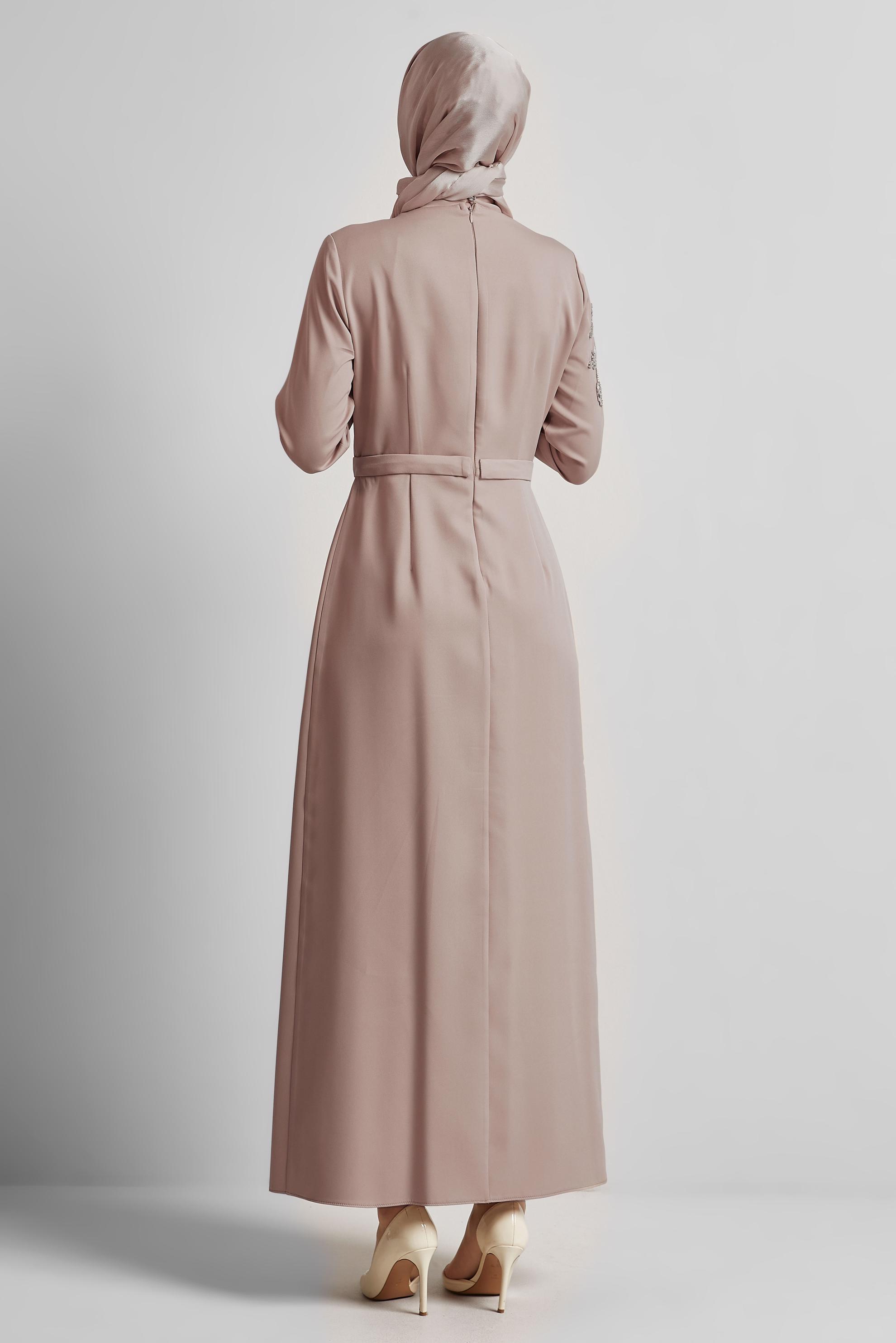 Tesettür giyim KUM TAŞ BASKILI ELBİSE 45448