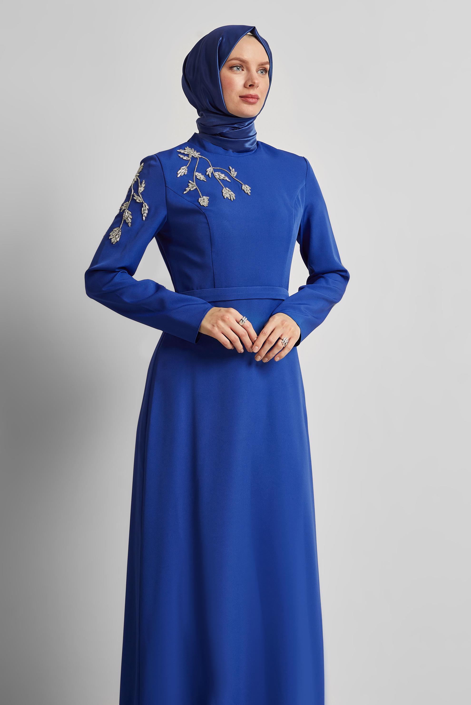 Tesettür giyim MAVİ TAŞ BASKILI ELBİSE 45448