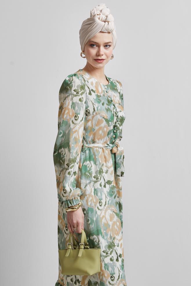 Hijab-Kleidung KHAKI GEMUSTERTES KLEID MIT GÜRTEL 45459 - ALVİNA