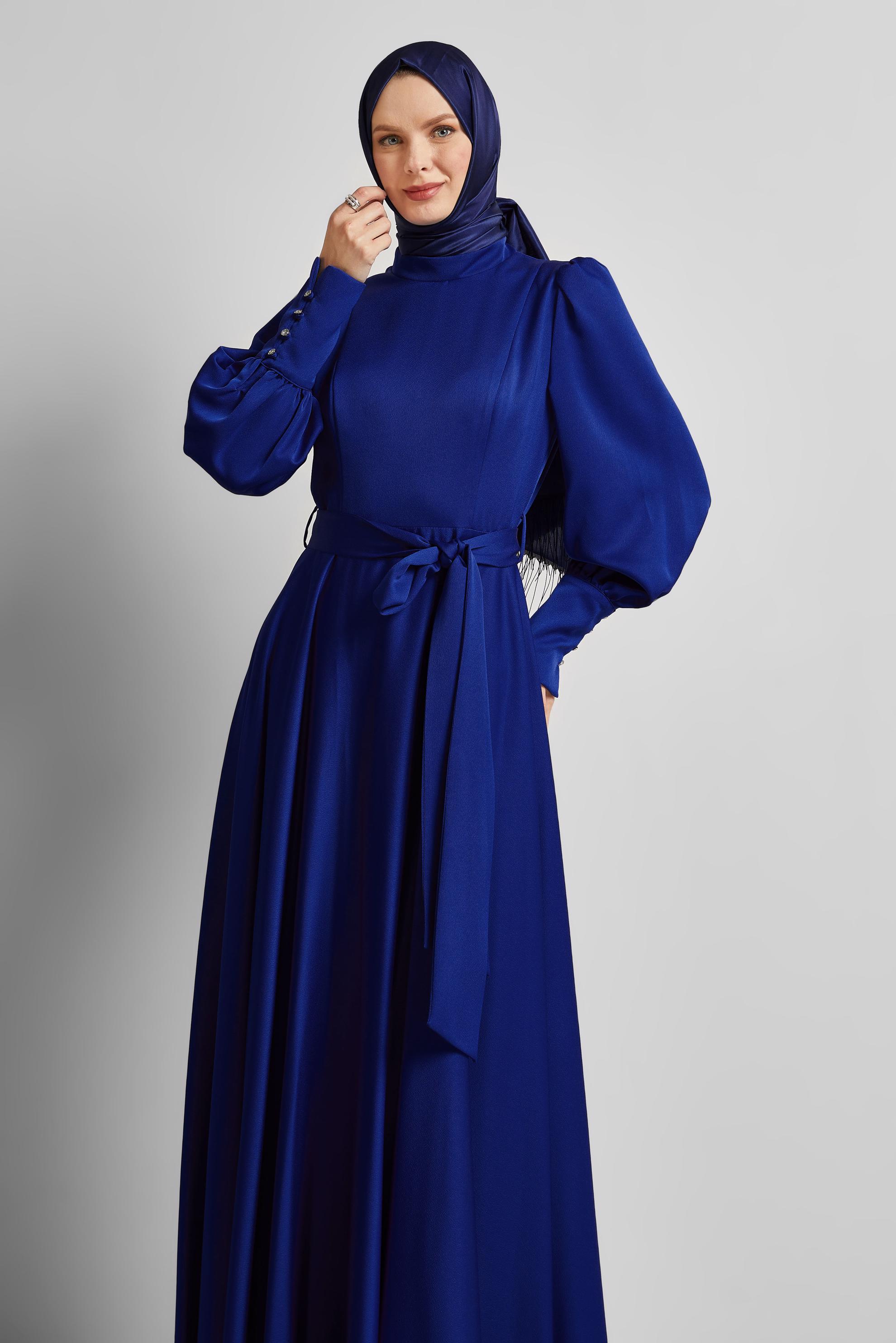 Tesettür giyim LACİVERT KUŞAKLI SATEN KREP ELBİSE 45523