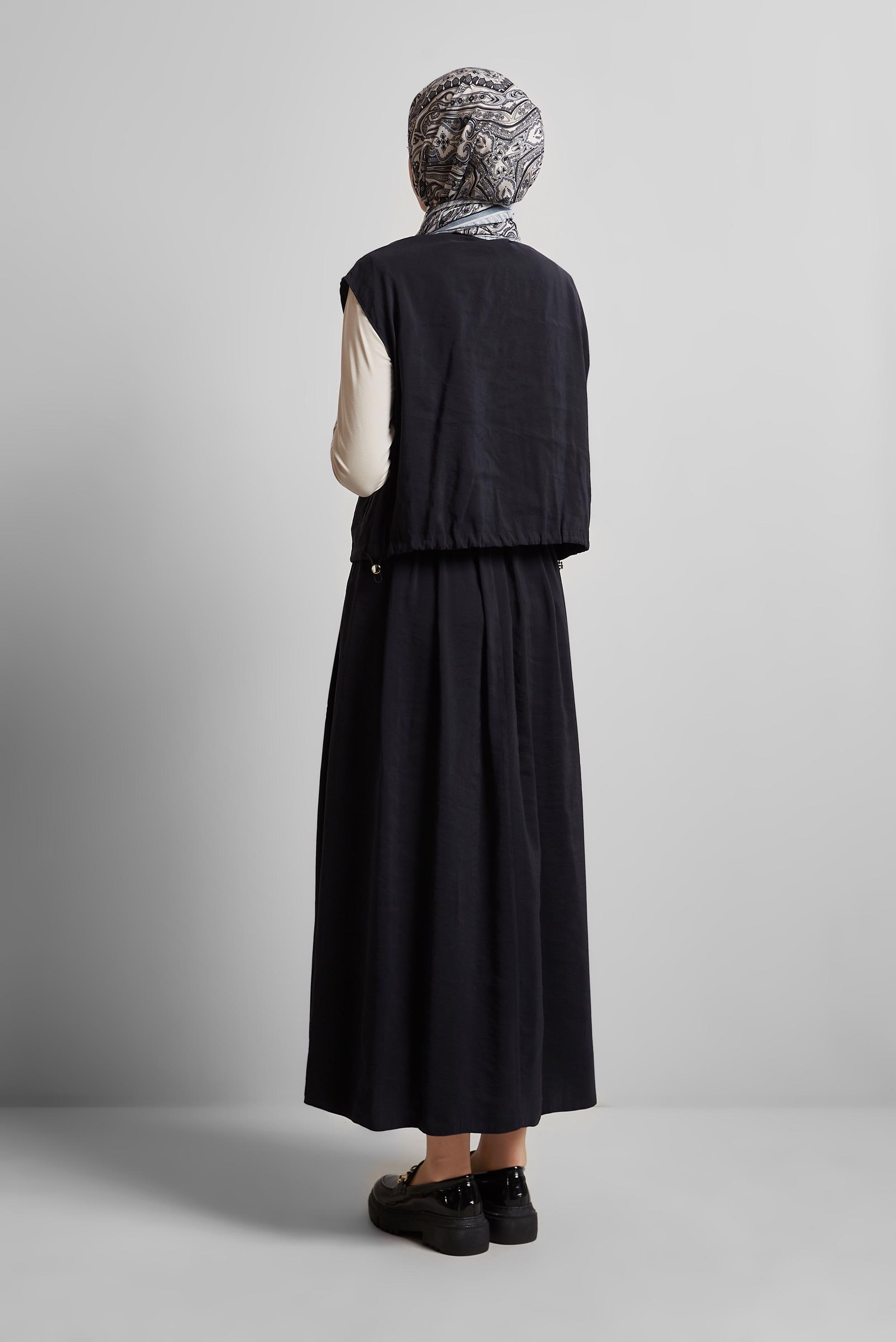 Vêtements hijab NOIR COSTUME AVEC GILET 45524