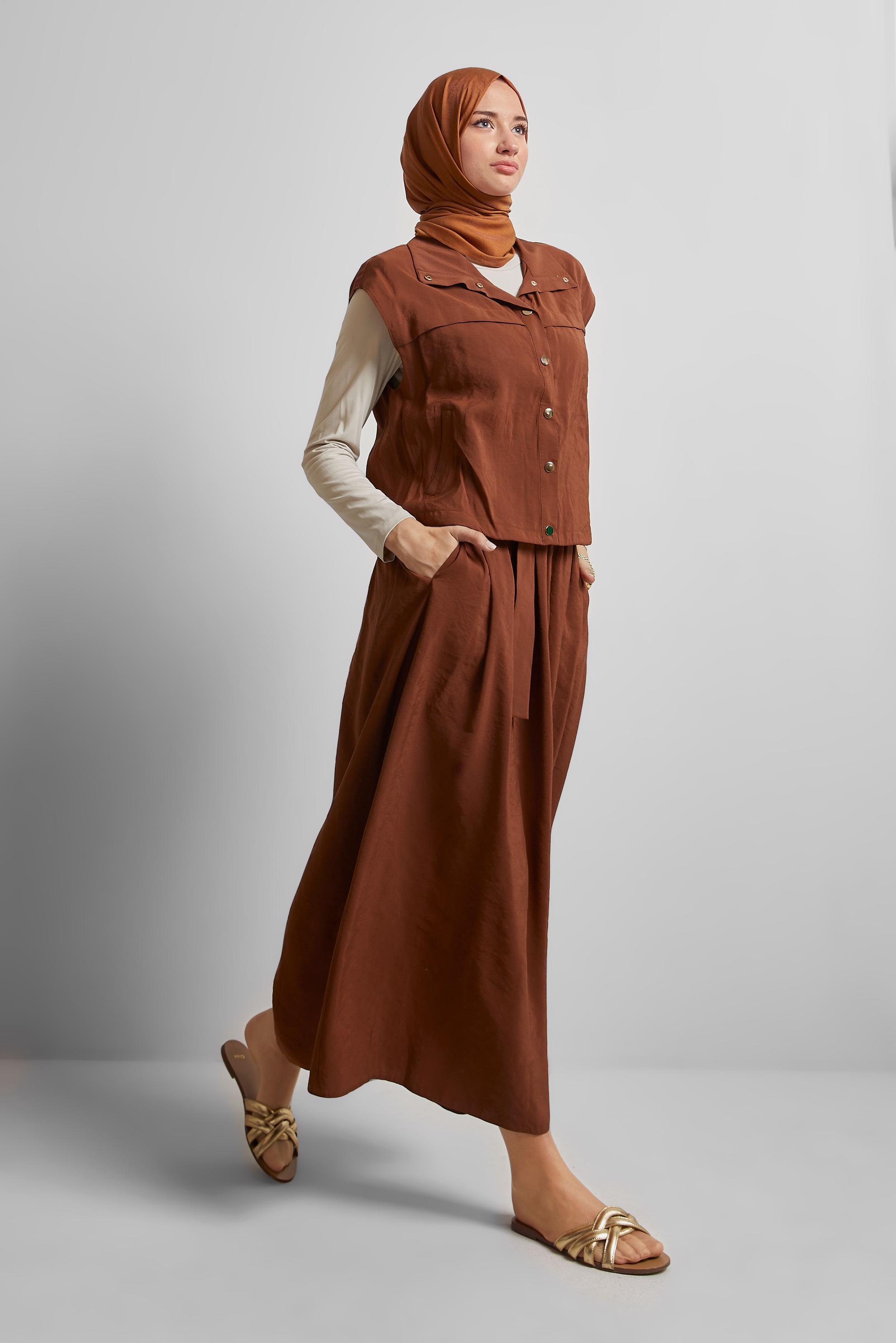 Vêtements hijab BRUN COSTUME AVEC GILET 45524