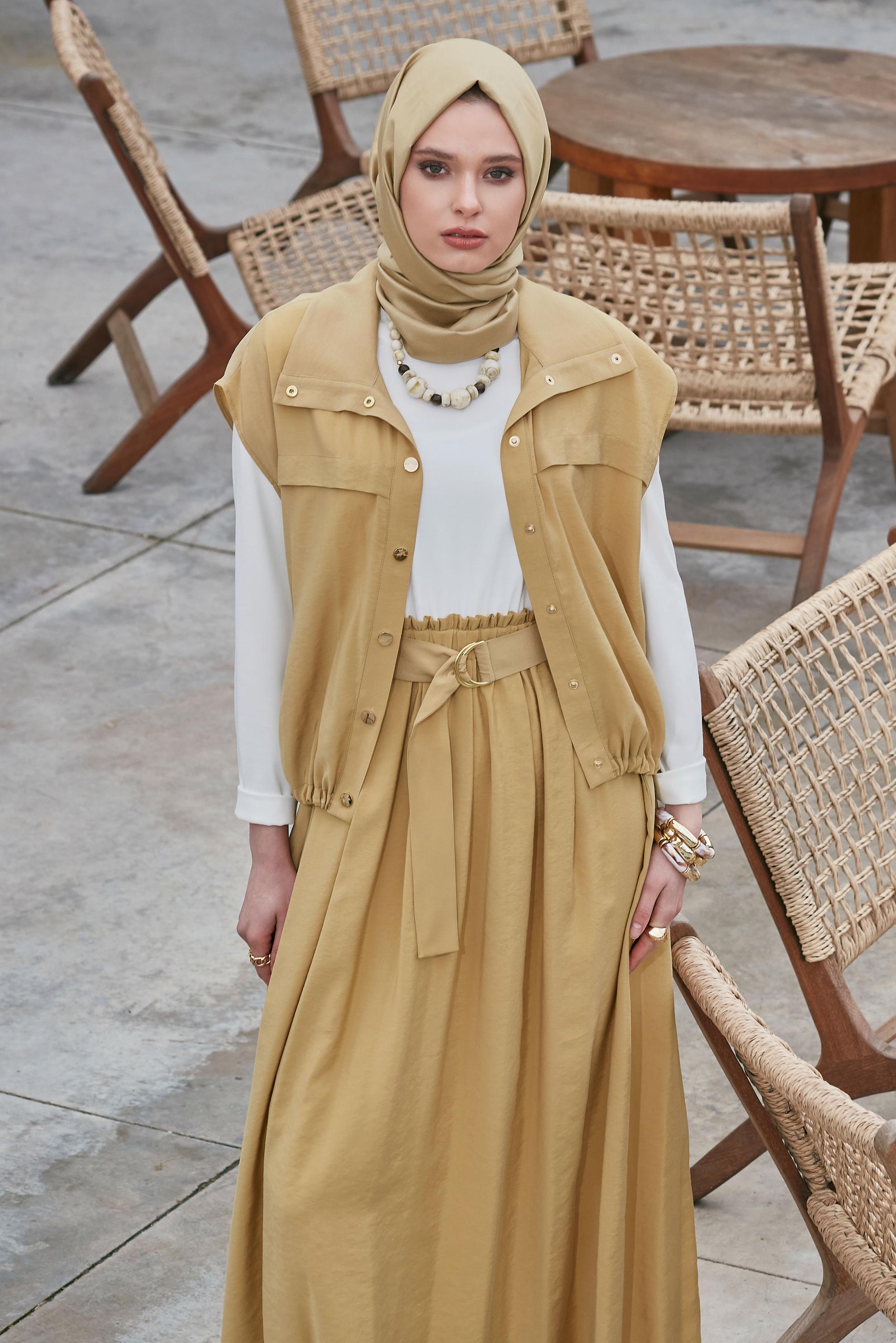 Vêtements hijab BRUN COSTUME AVEC GILET 45524