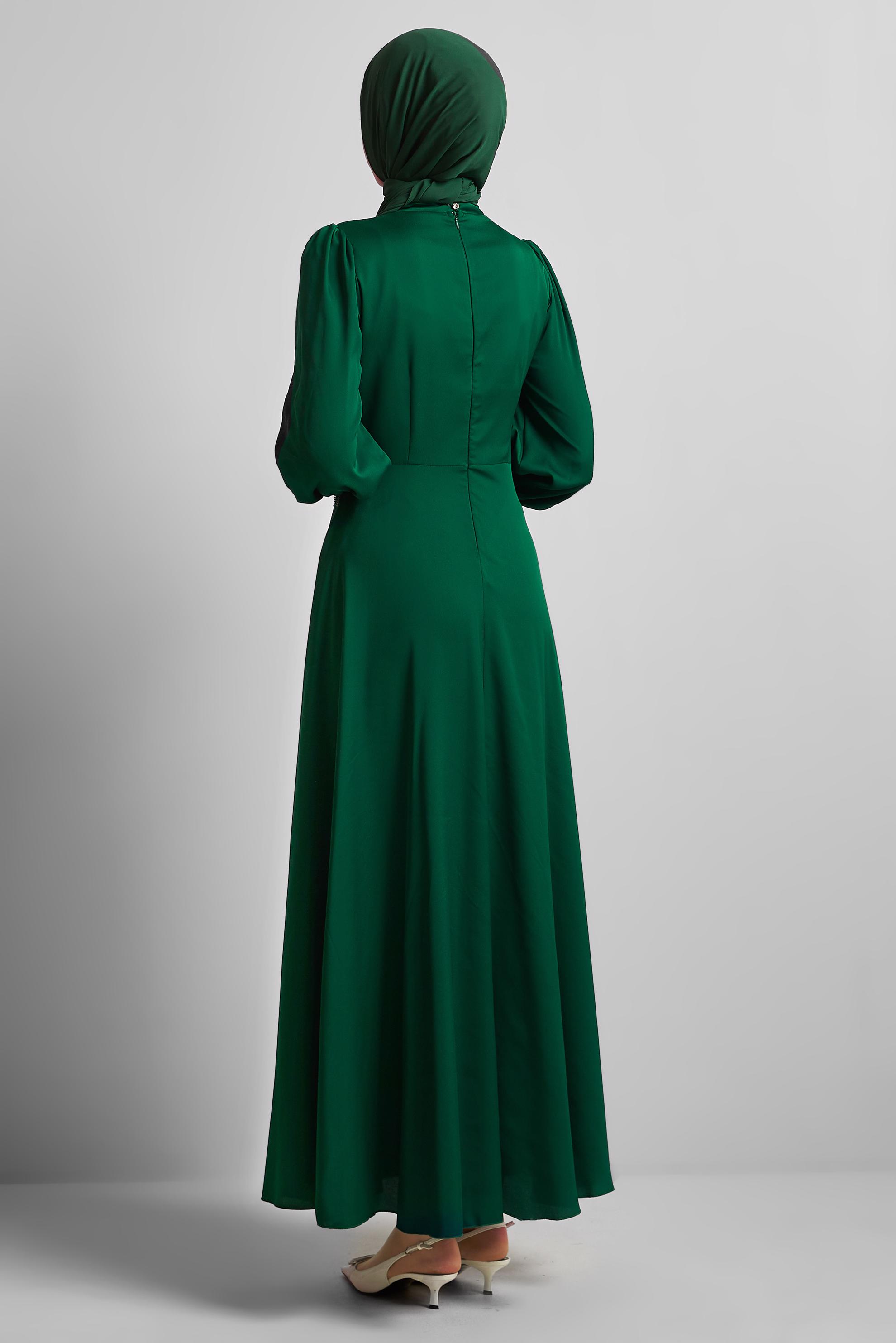 Vêtements hijab VERT ROBE EN SATIN 45550