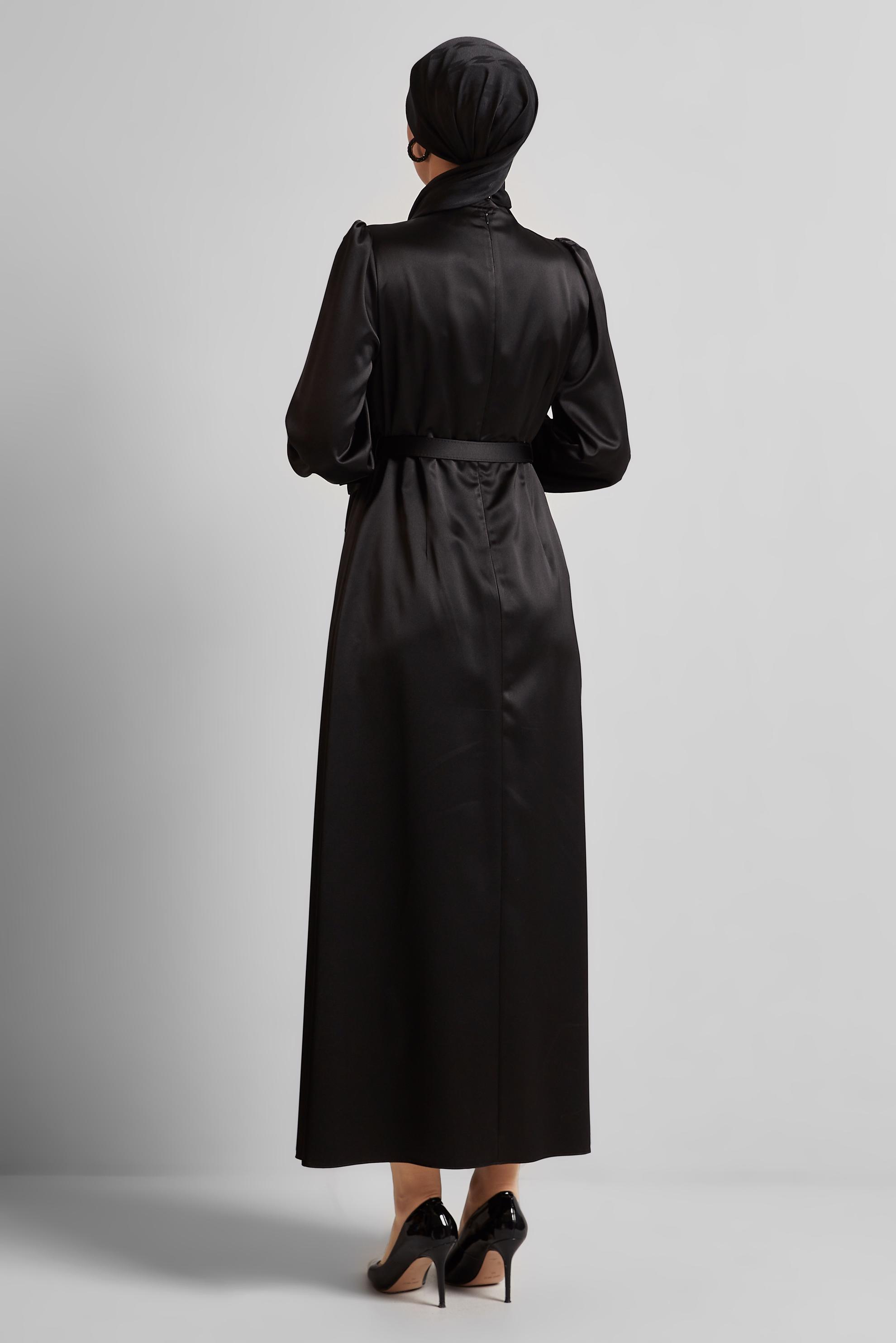 Tesettür giyim SİYAH KEMERLİ SATEN ELBİSE 45551