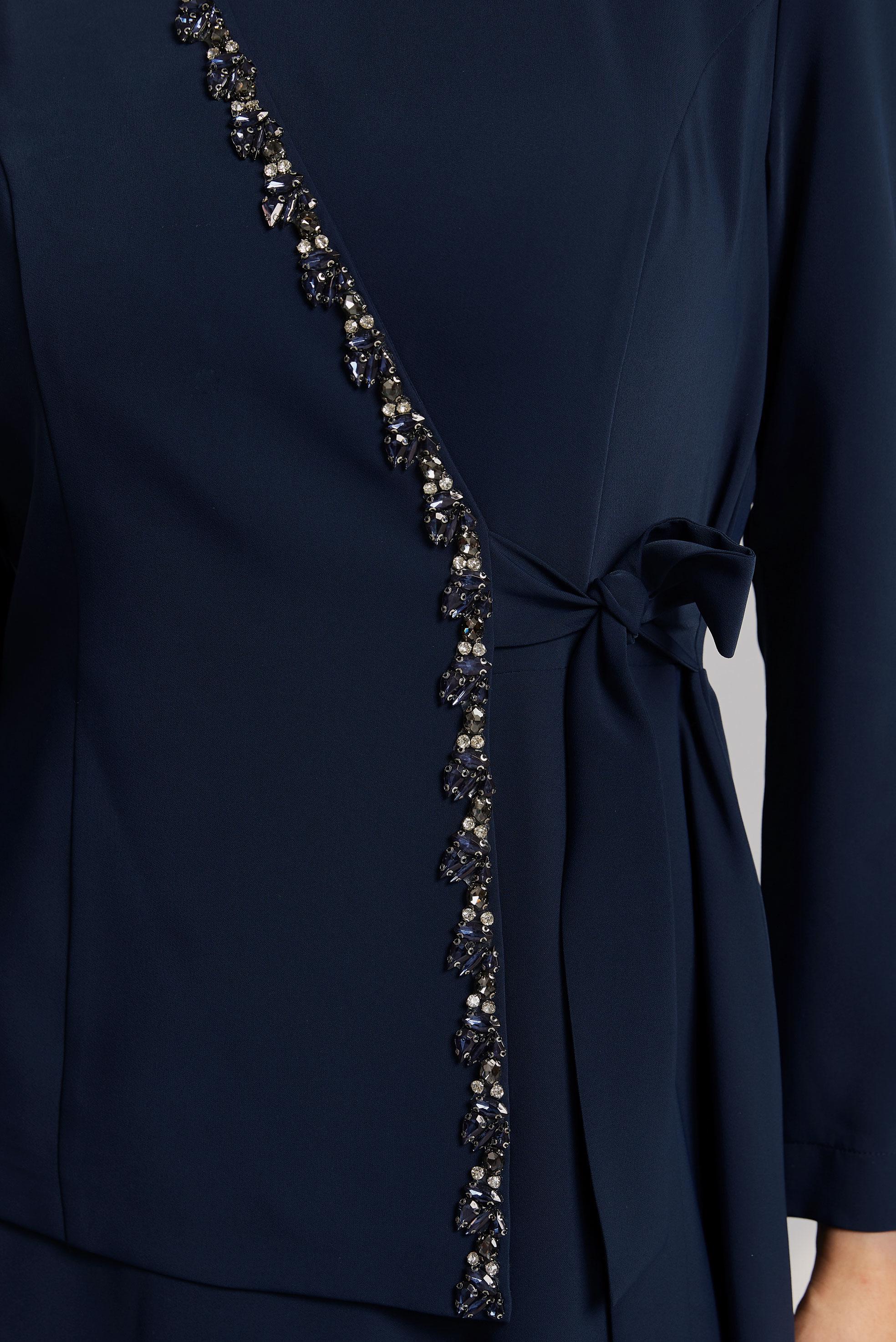 Tesettür giyim LACİVERT TAŞLI BAĞLAMA DETAYLI ELBİSE 45557