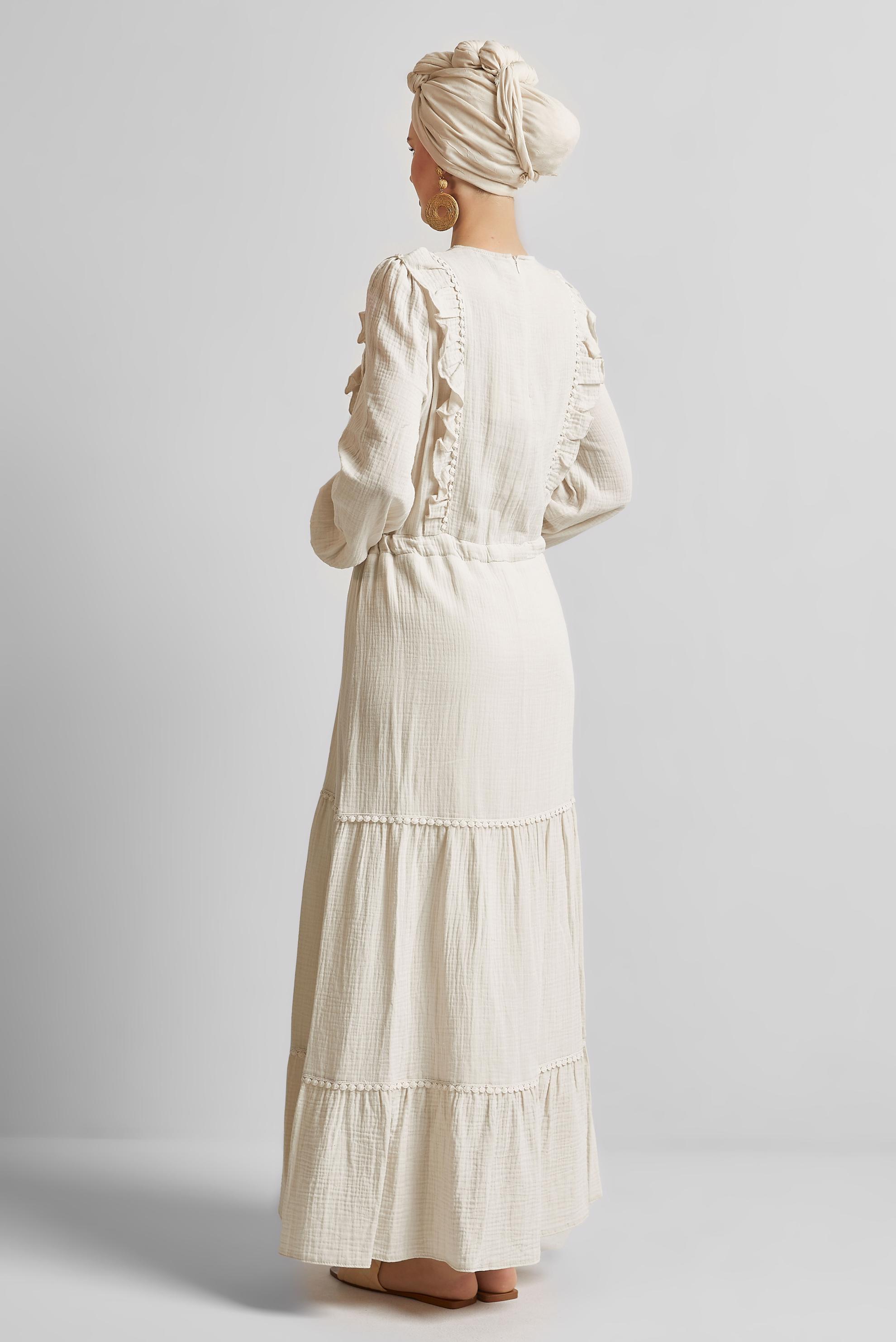 Tesettür giyim EKRU FIRFIR DETAYLI MÜSLİN ELBİSE 45559