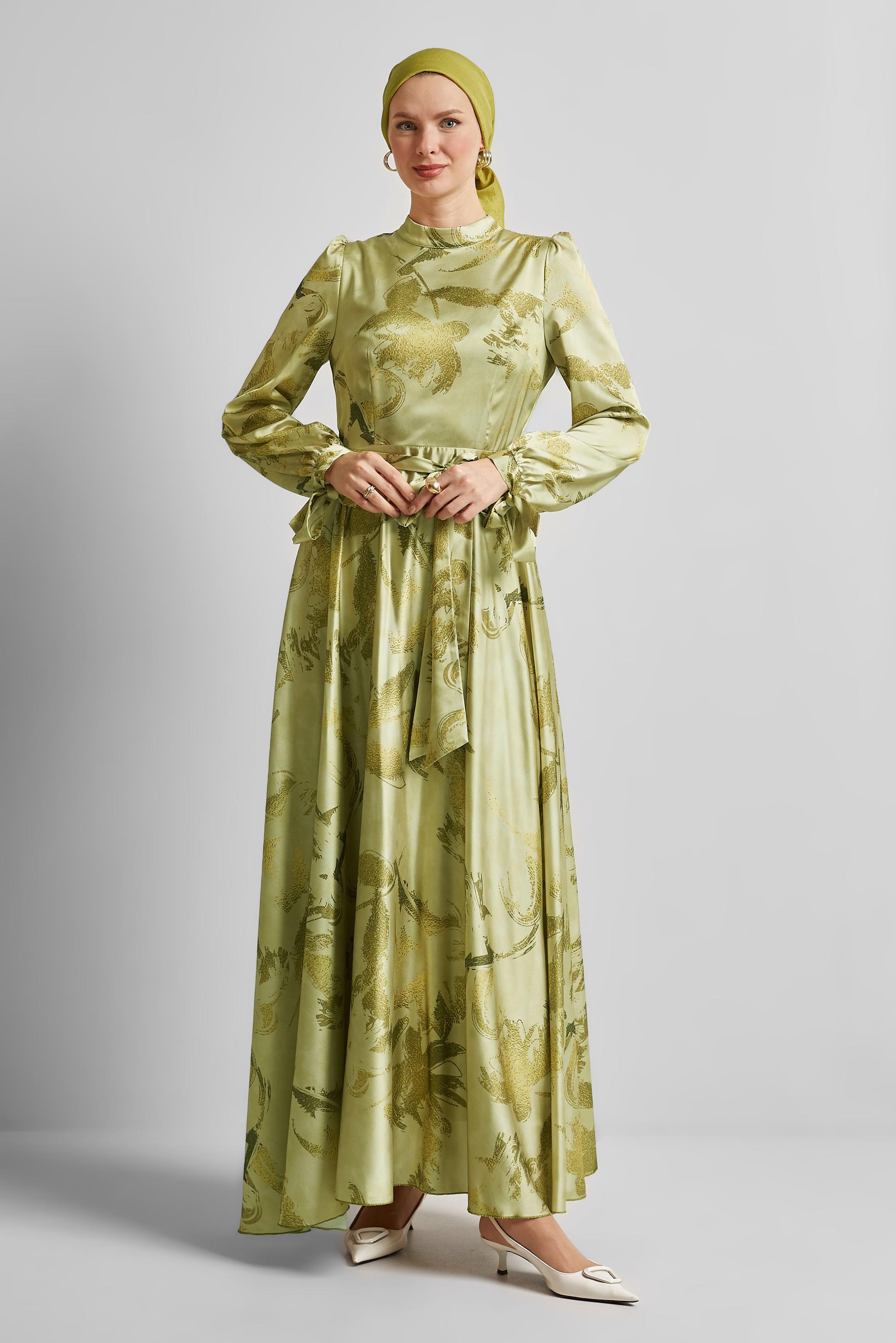 Tesettür giyim YEŞİL KUŞAKLI SATEN ELBİSE 45568