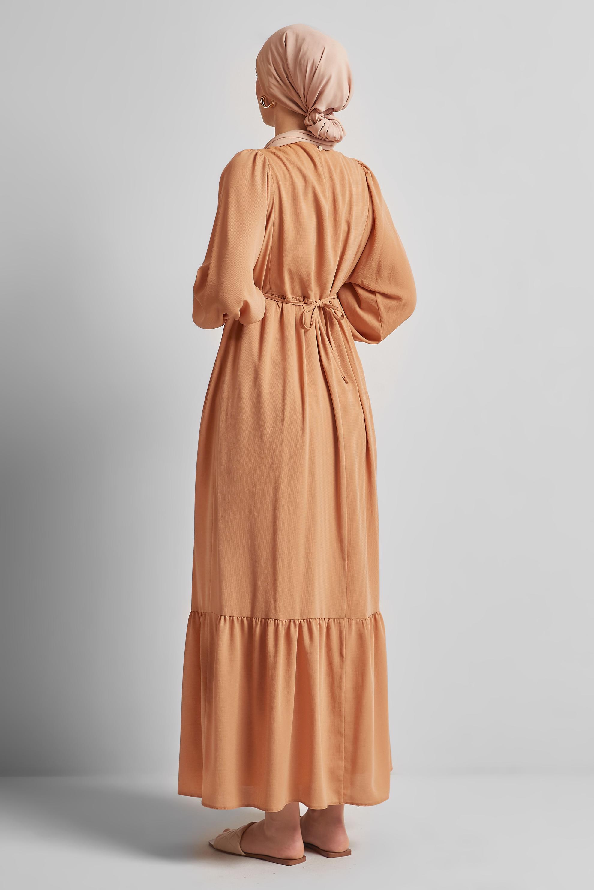 Tesettür giyim TABA BAĞCIKLI ELBİSE 45575