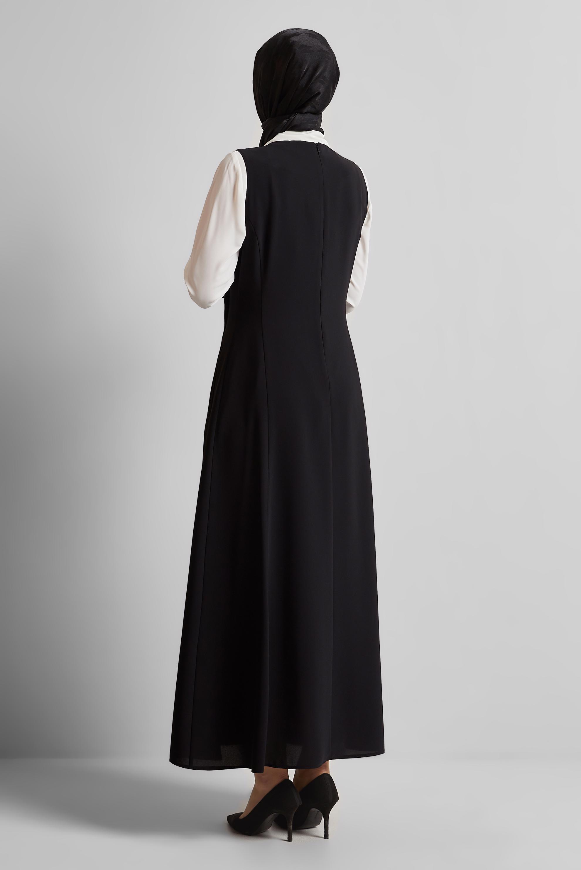 Tesettür giyim SİYAH DÜĞME DETAYLI JİLE ELBİSE 45596