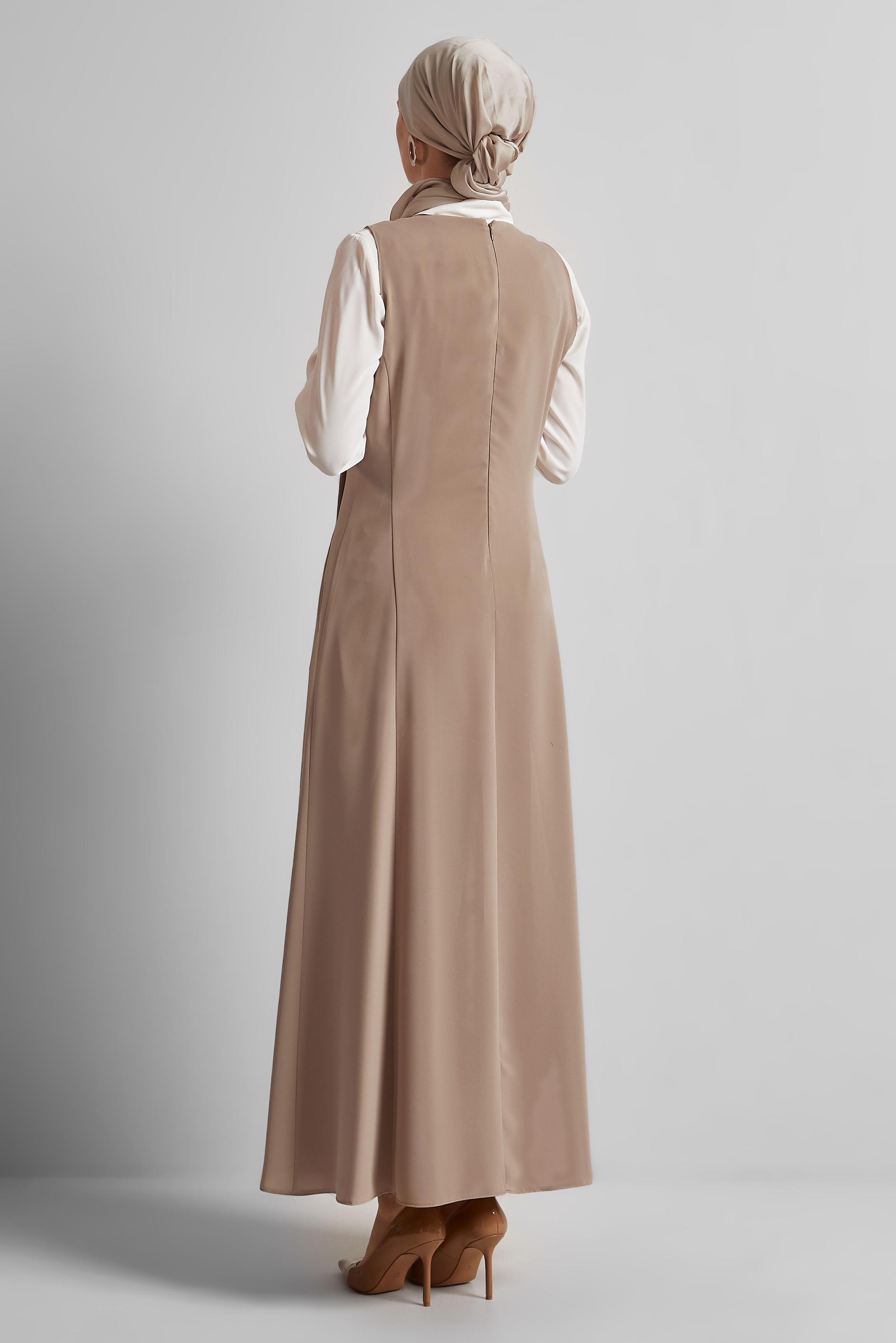 Tesettür giyim VİZON DÜĞME DETAYLI JİLE ELBİSE 45596