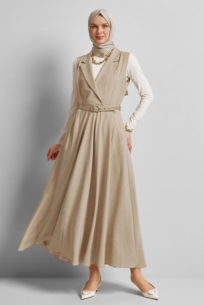 Hijab-Kleidung BEIGE TRÄGERKLEID MIT GÜRTEL 45638 - ALVİNA