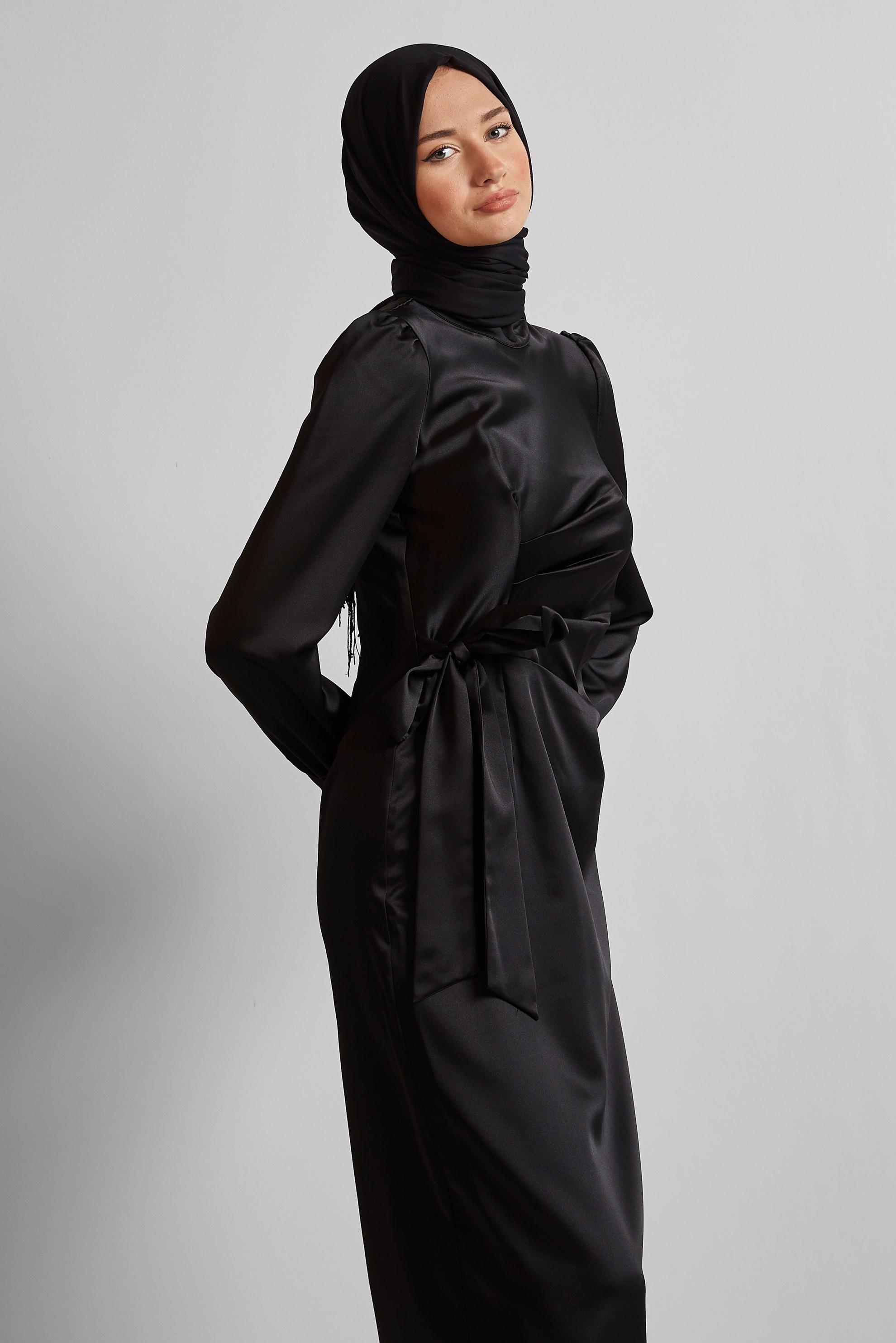 Vêtements hijab NOIR ROBE EN SATIN 45649
