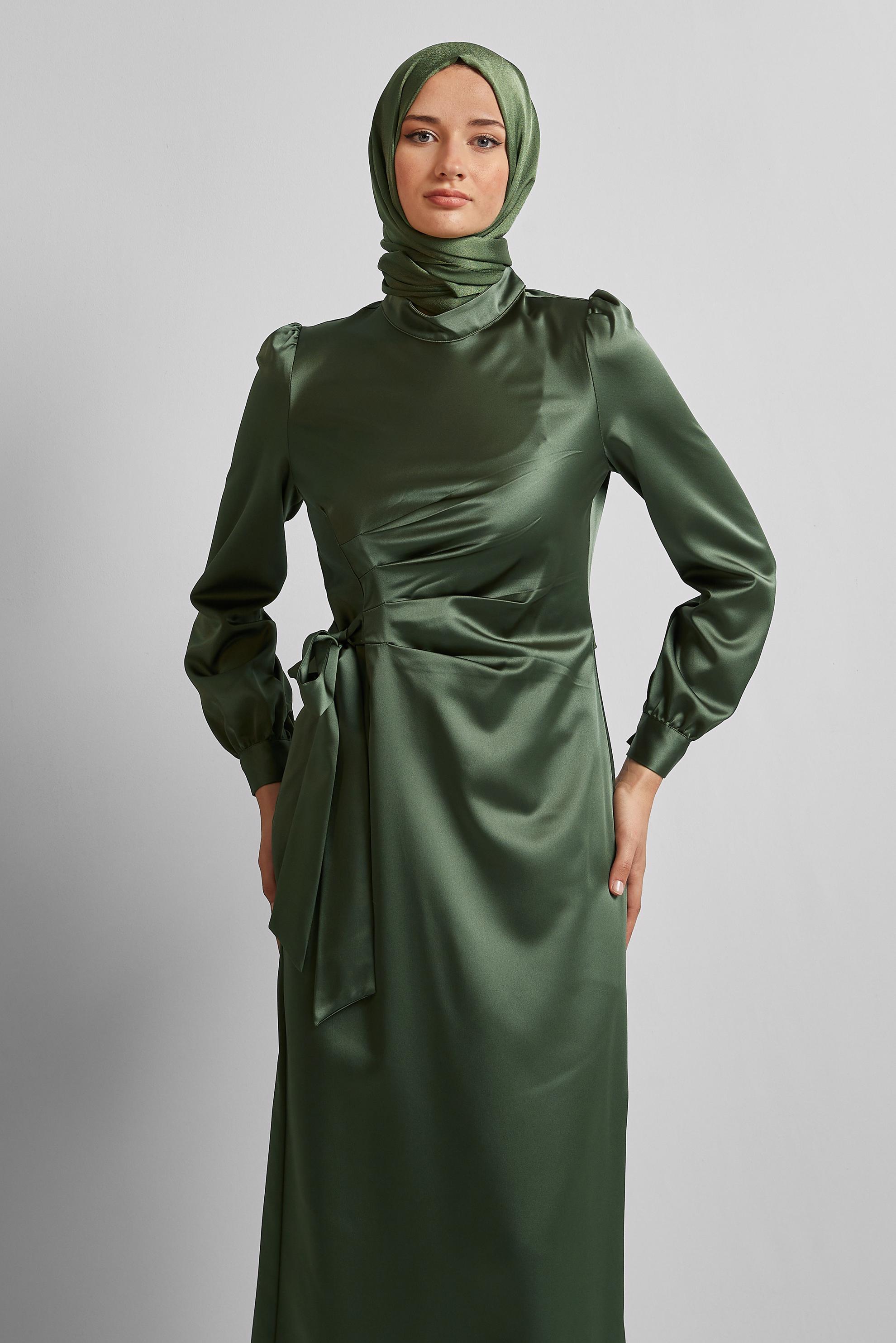 Vêtements hijab KAKI ROBE EN SATIN 45649