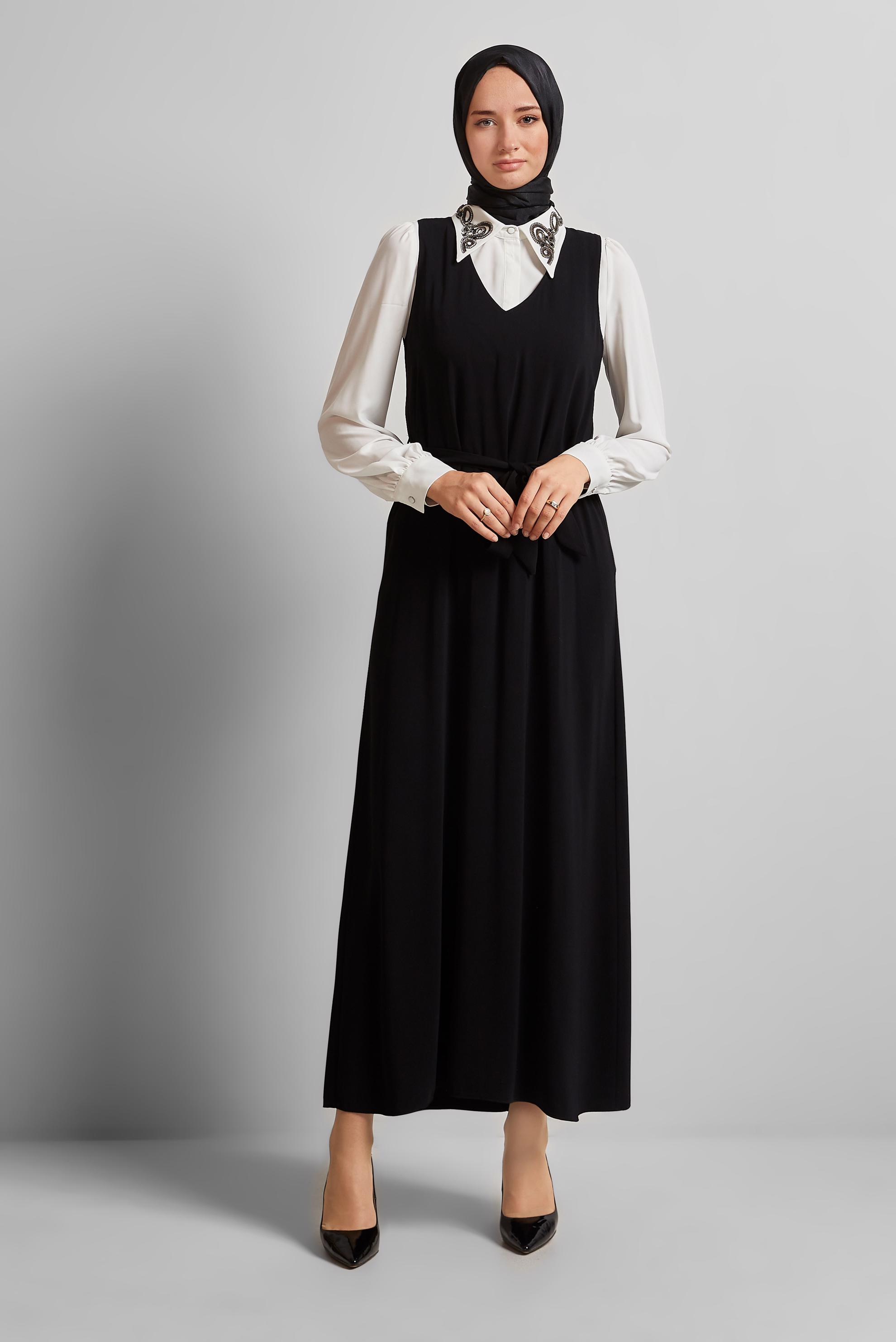 Tesettür giyim SİYAH İŞLEMELİ ELBİSELİ TAKIM 45658