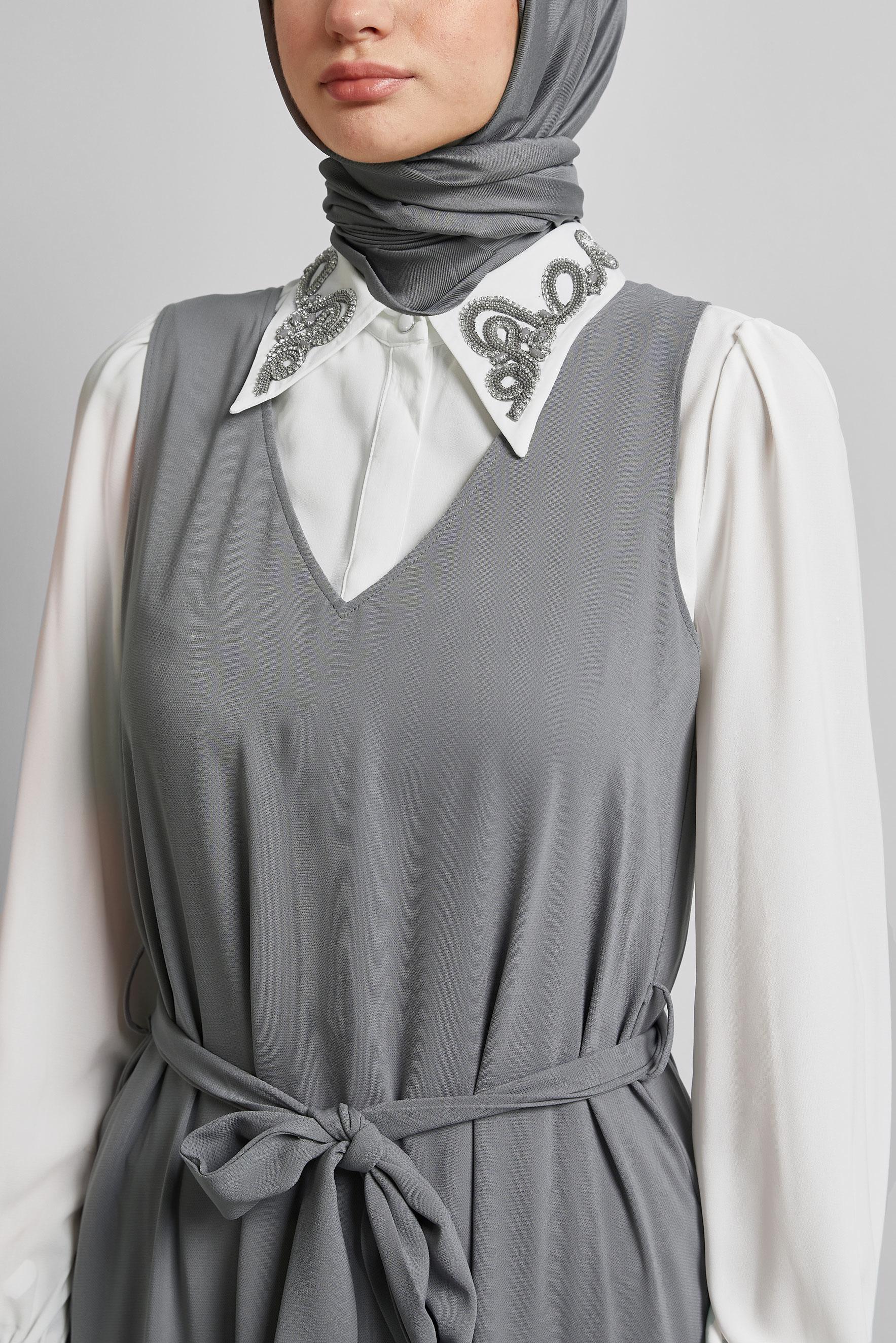 Hijab clothing GREY EMBROIDERED DRESS SUIT 45658