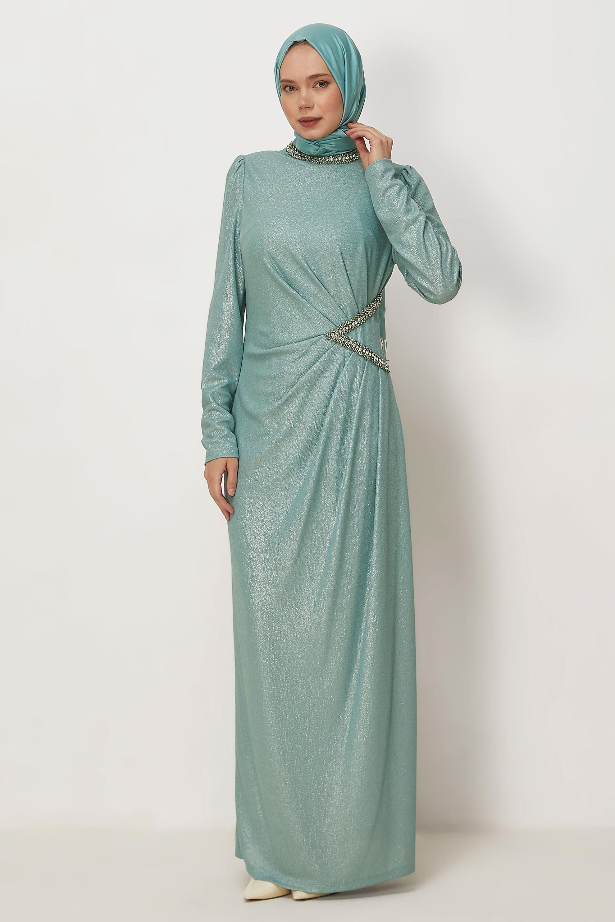 Vêtements hijab VERT ROBE DÉTAILLÉE DE GEMME 45675