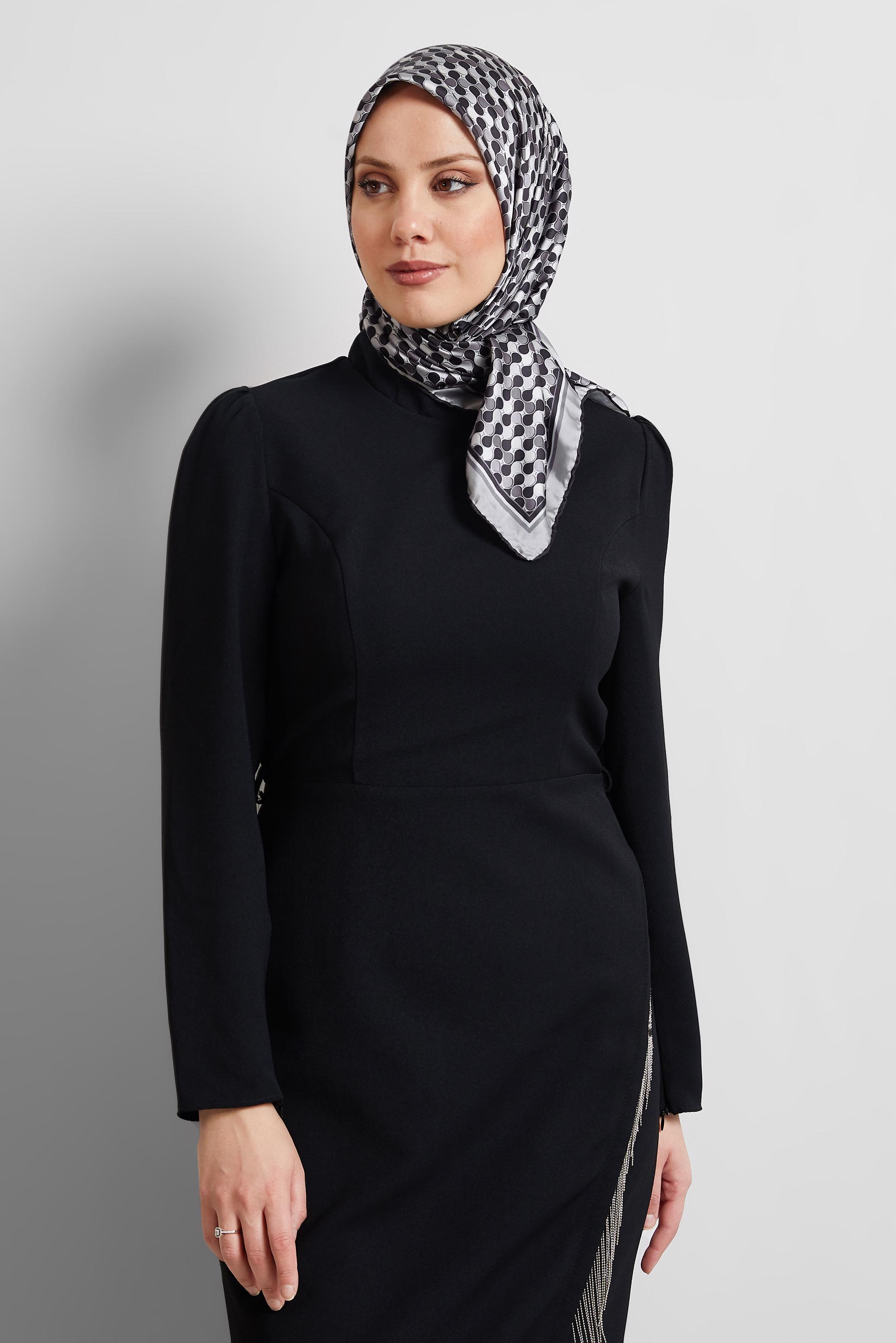 Tesettür giyim SİYAH ALVİNA DESENLİ EŞARP 8524