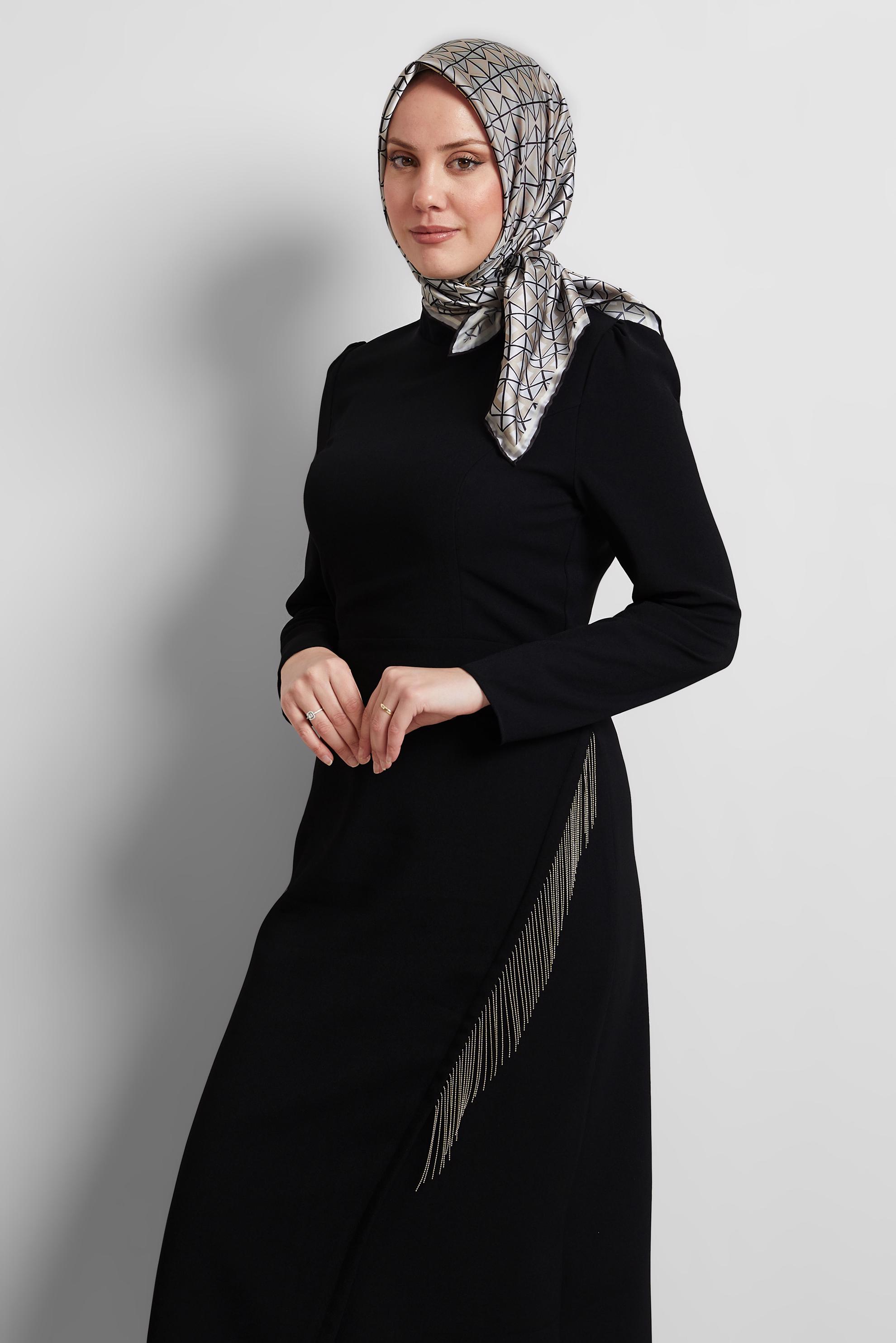 Tesettür giyim GRİ ALVİNA DESENLİ EŞARP 8525