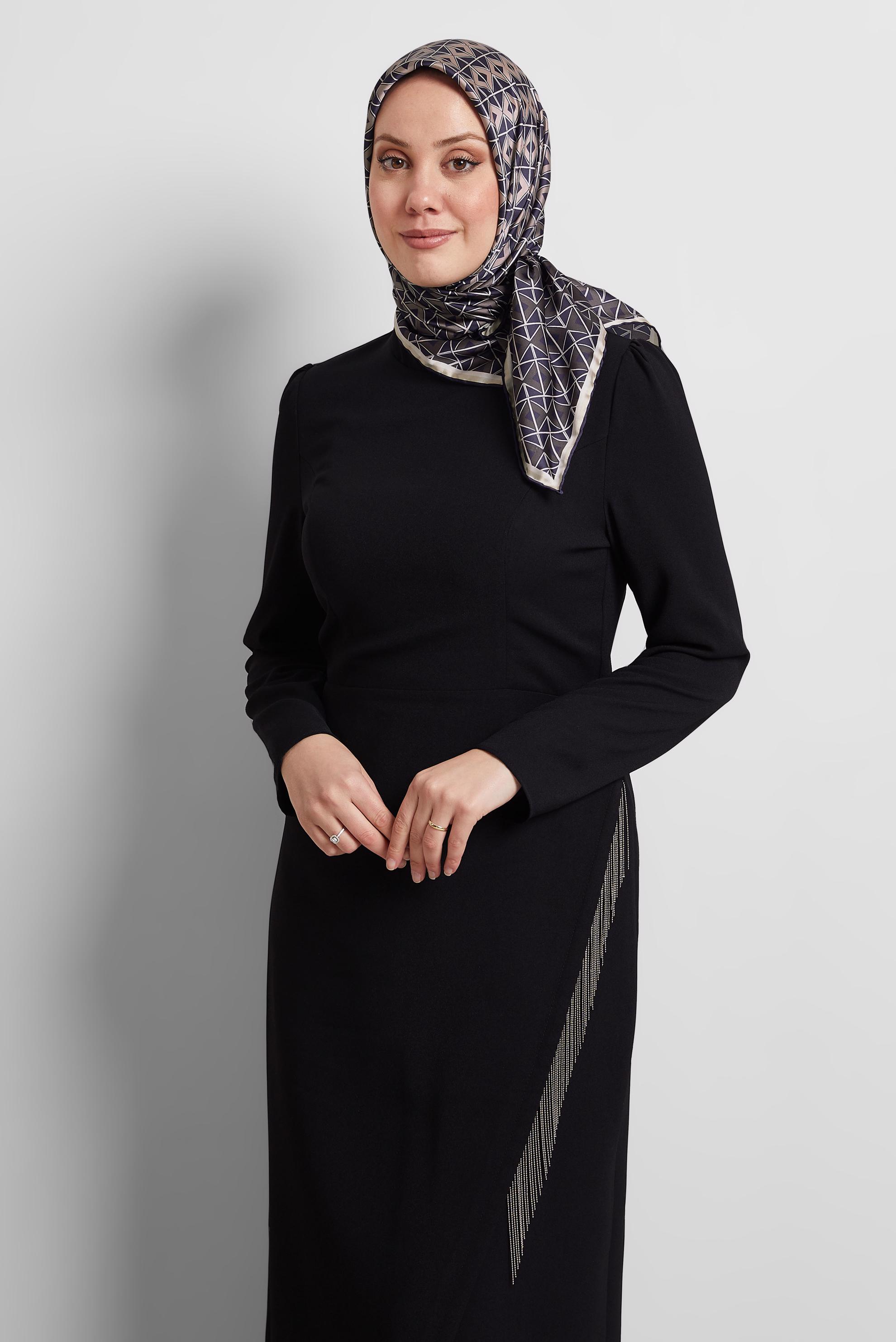 Tesettür giyim LACİVERT ALVİNA DESENLİ EŞARP 8525