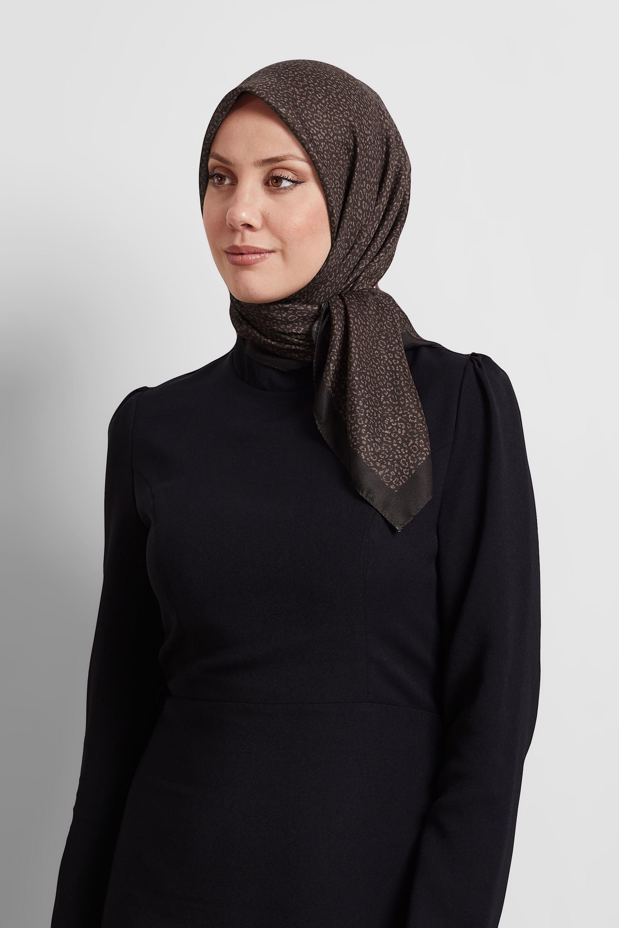 Tesettür giyim BORDO ALVİNA DESENLİ EŞARP 8526